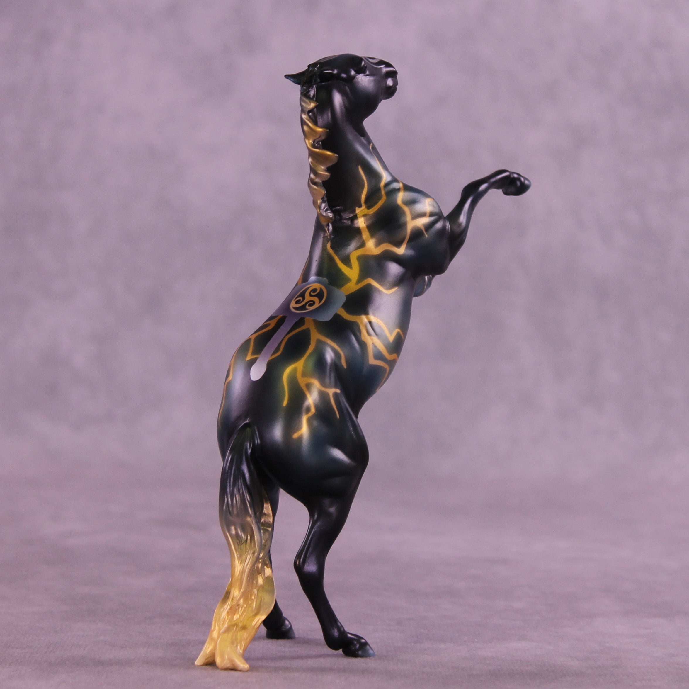 Magni LE-5 Pebble Mustang by Enrique Duarte WC26