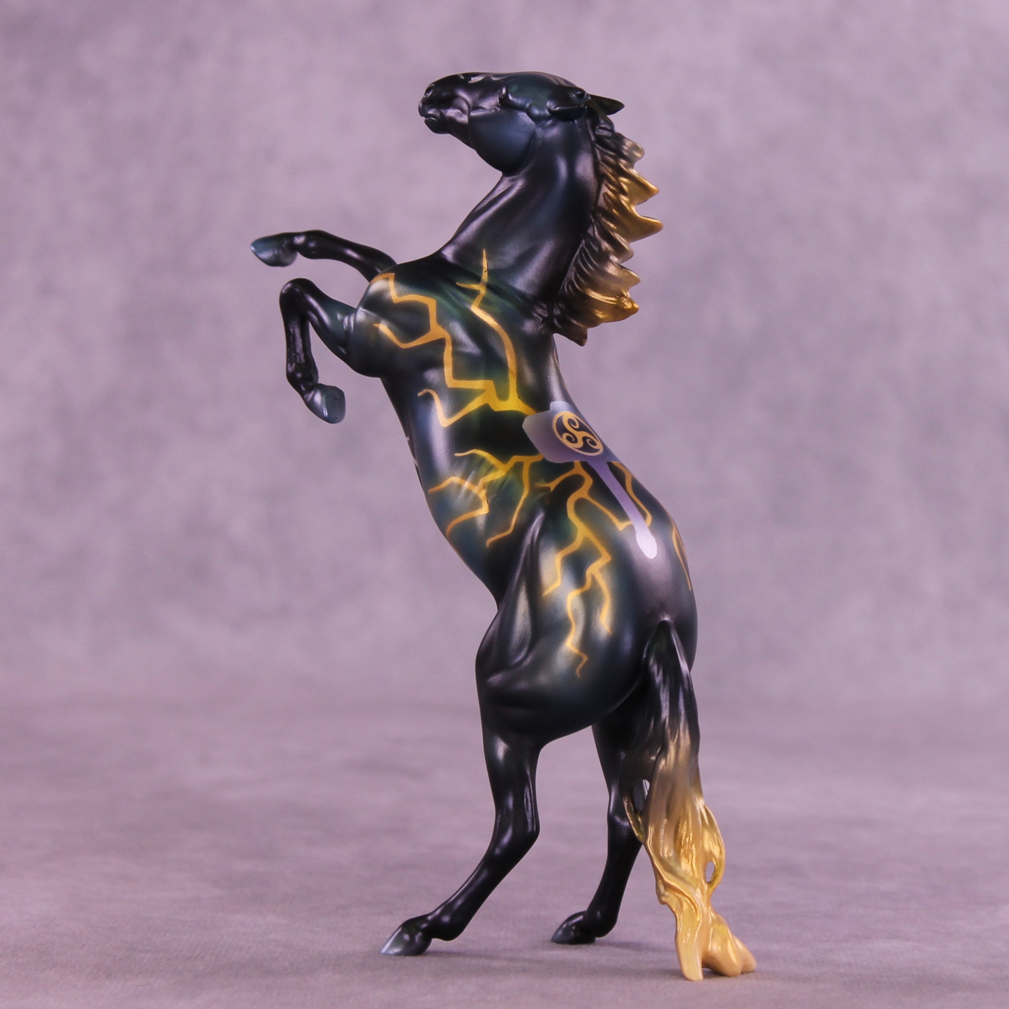 Magni LE-5 Pebble Mustang by Enrique Duarte WC26