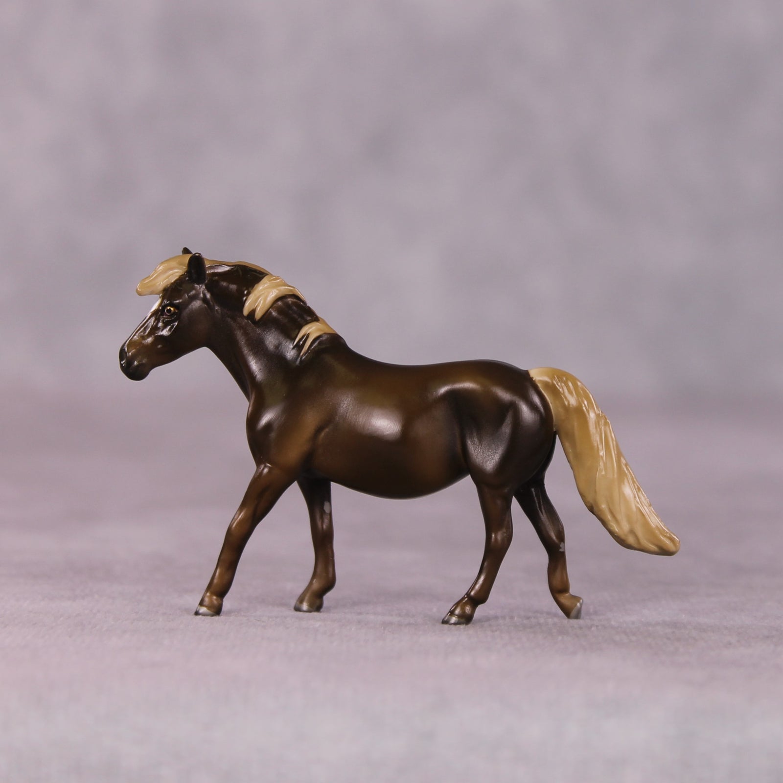 "Kori" OOAK Pony Chip by Angela Marleau SHCF25