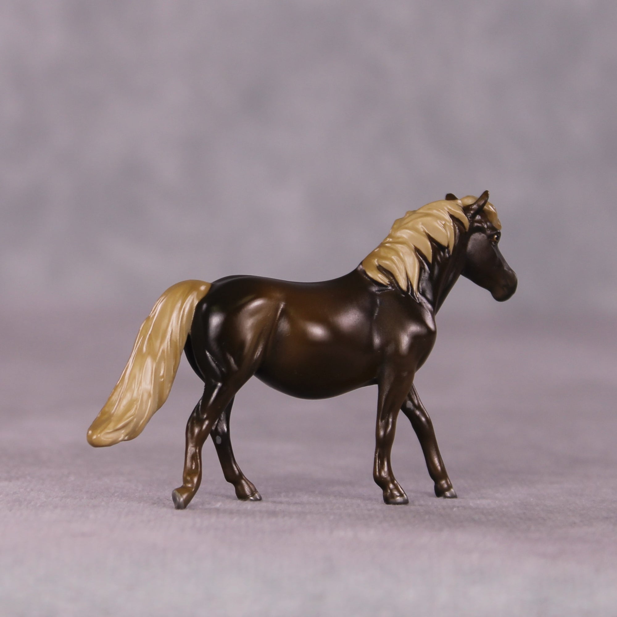 "Kori" OOAK Pony Chip by Angela Marleau SHCF25