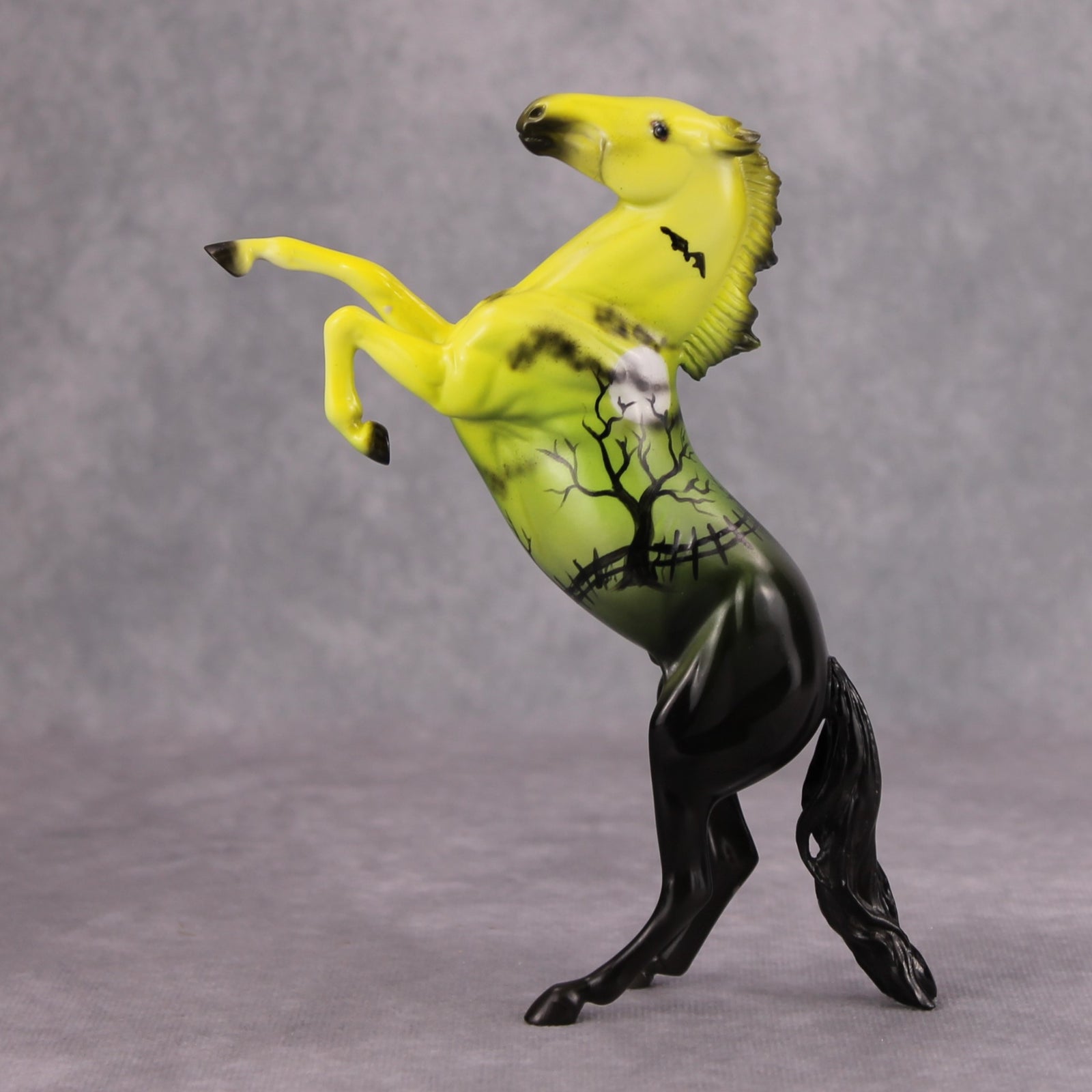 Dusky Hilltop OOAK Yellow Green Black Deco Rearing Pebble By Dawn Quick MM24