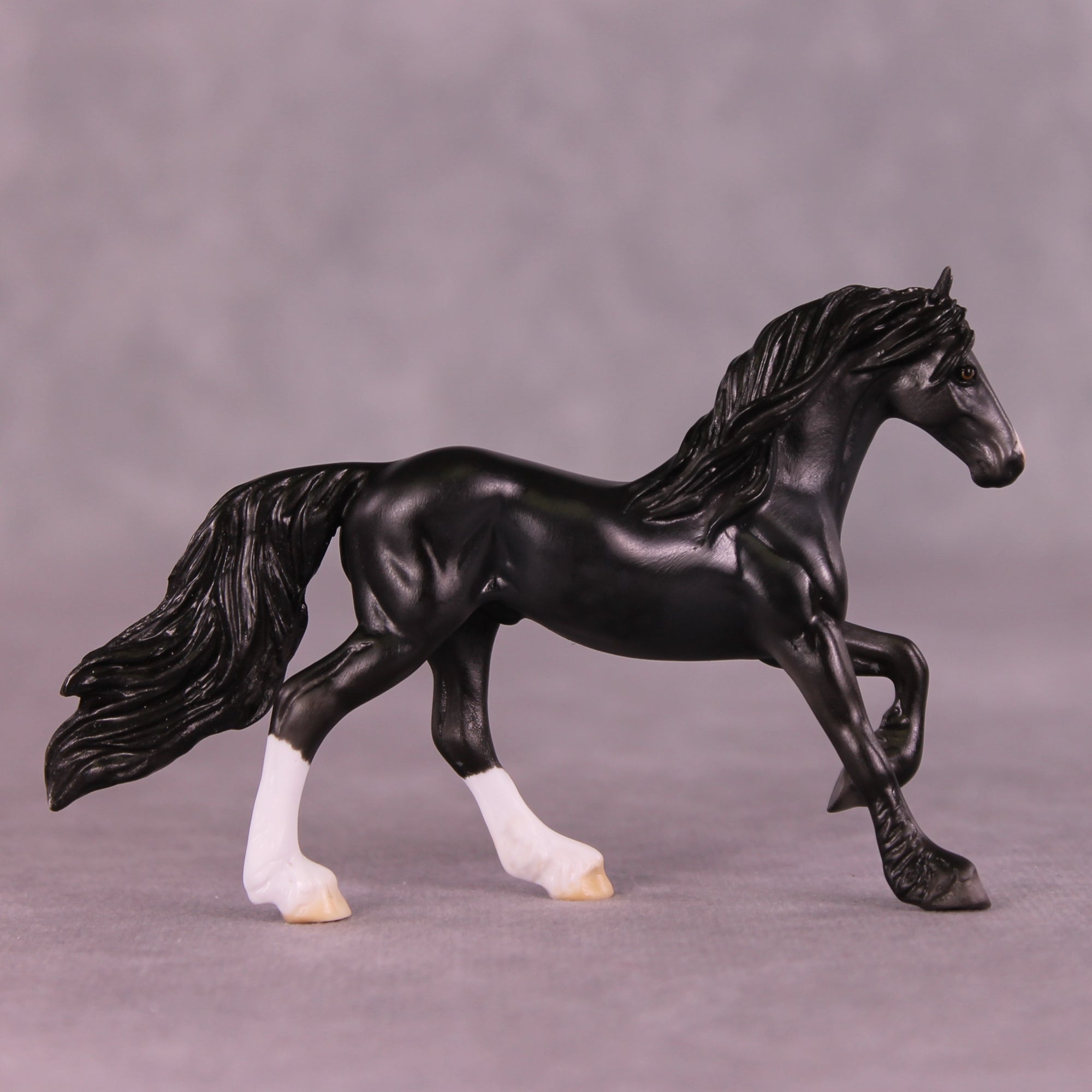 Slate OOAK Friesian Chip by Dawn Quick LHS25