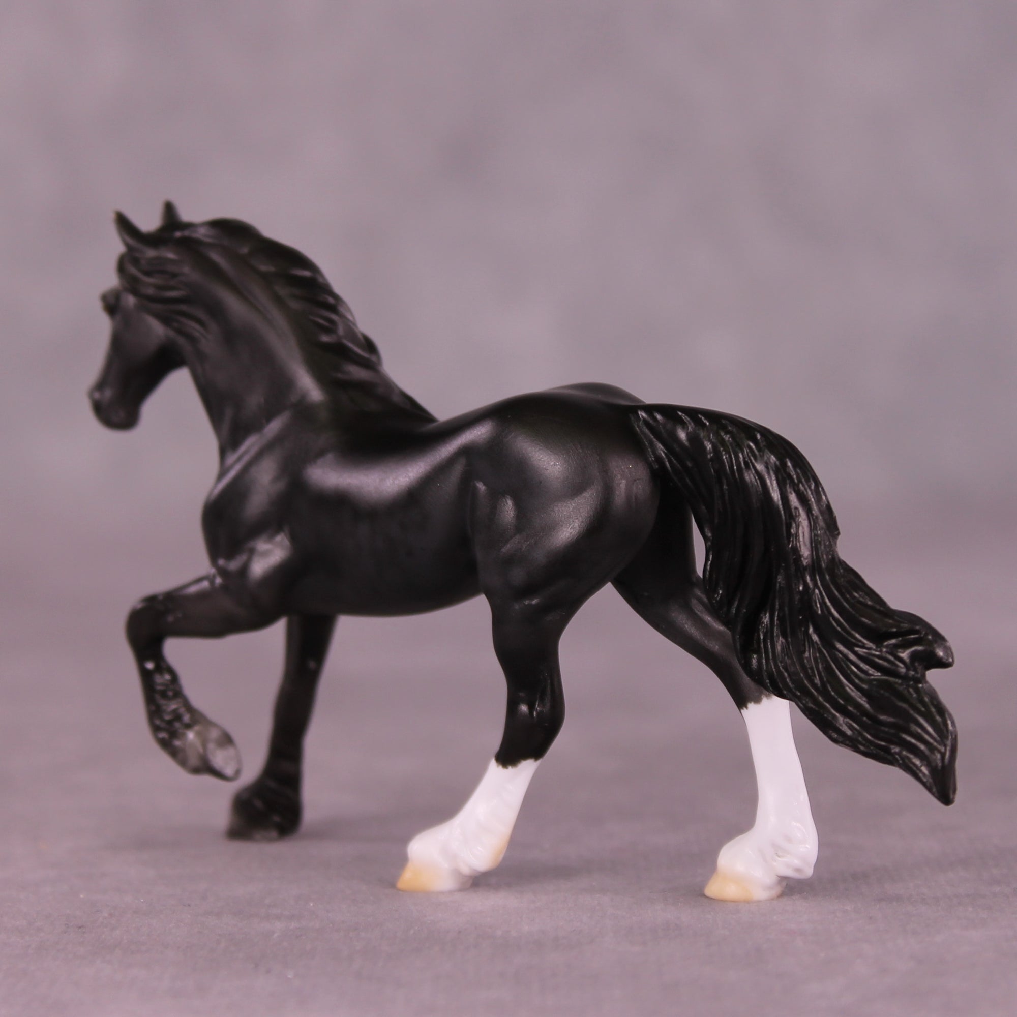 Slate OOAK Friesian Chip by Dawn Quick LHS25