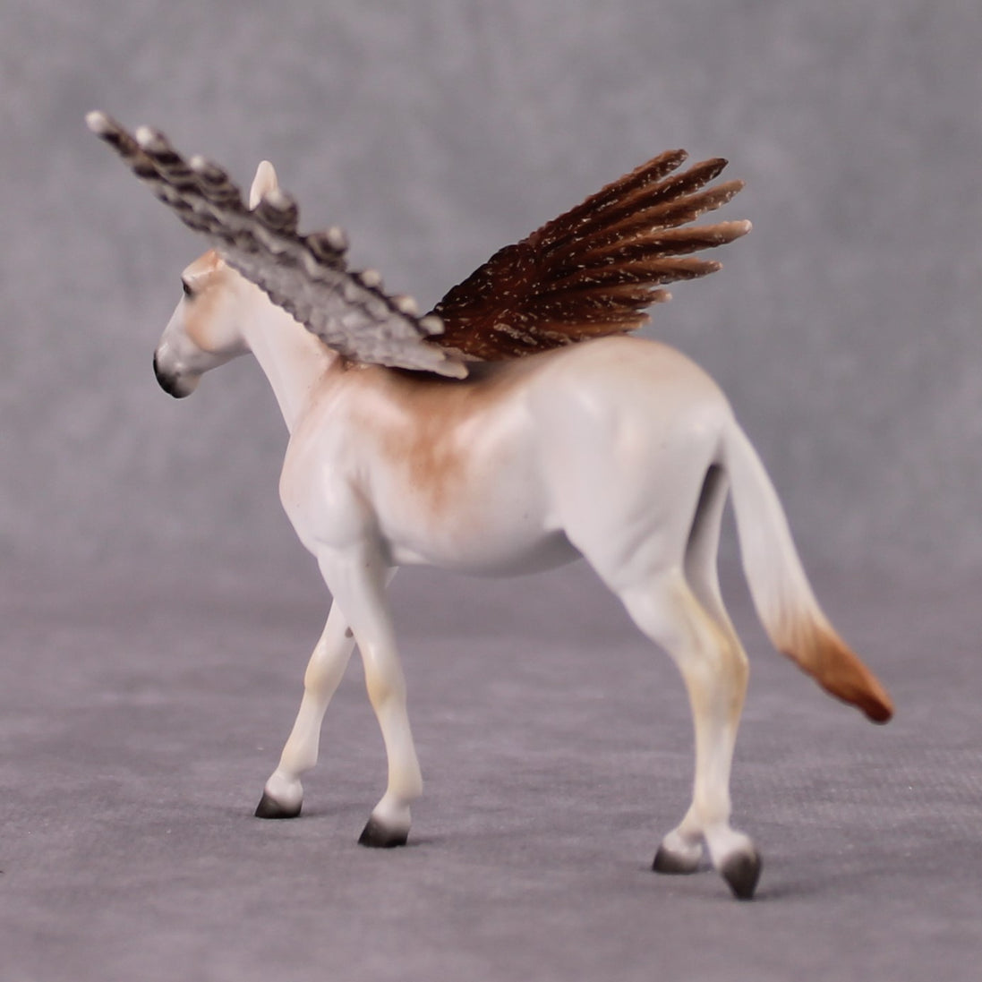 "Wail" Secret Surprise Chip Drop: Superb Owl Sunday OOAK Custom Deco Mule By Ellen Robbins