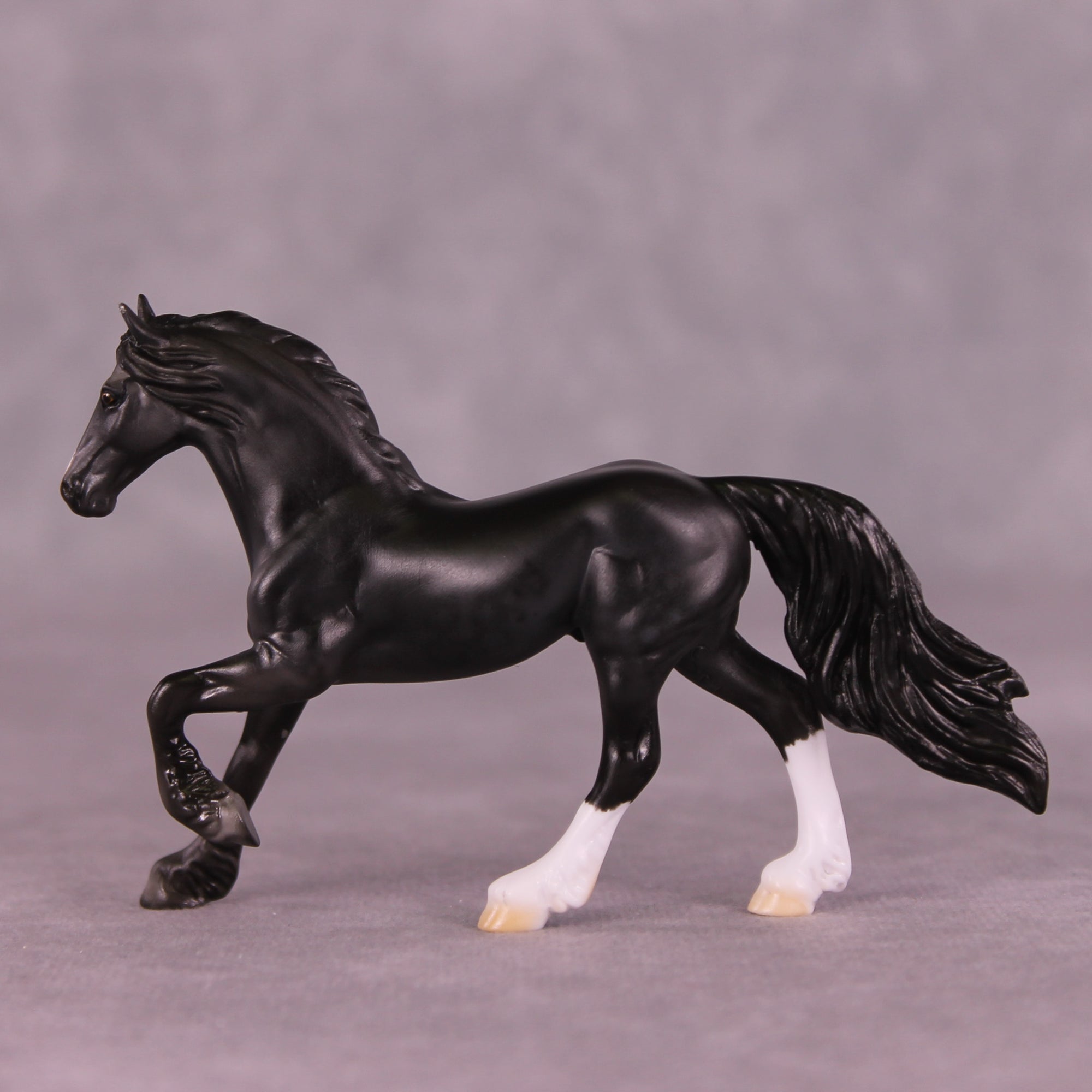 Slate OOAK Friesian Chip by Dawn Quick LHS25