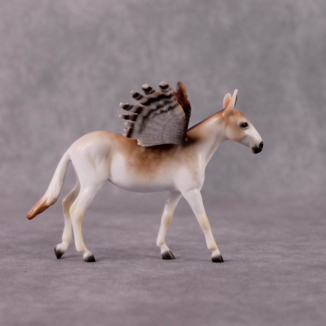 "Wail" Secret Surprise Chip Drop: Superb Owl Sunday OOAK Custom Deco Mule By Ellen Robbins