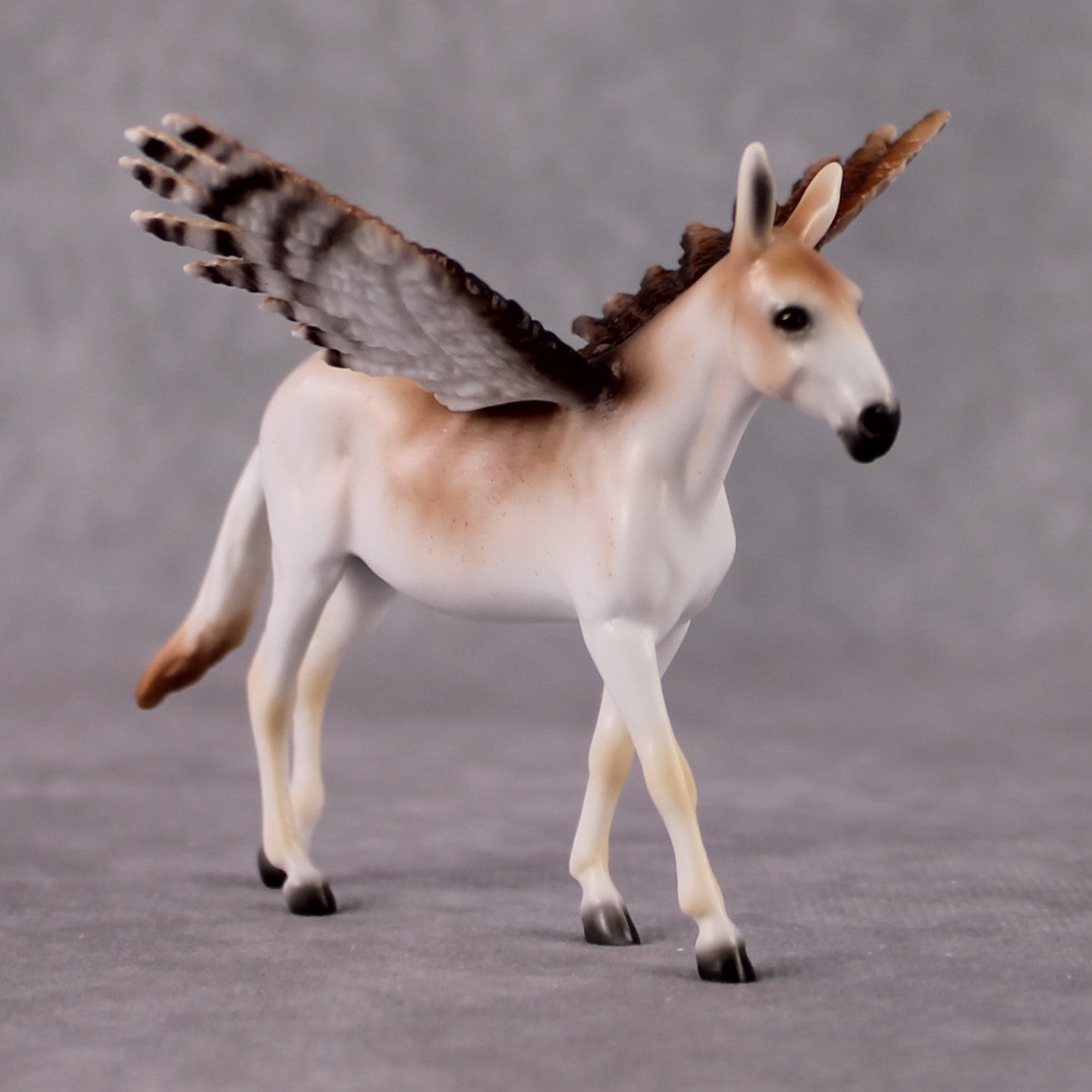 "Wail" Secret Surprise Chip Drop: Superb Owl Sunday OOAK Custom Deco Mule By Ellen Robbins