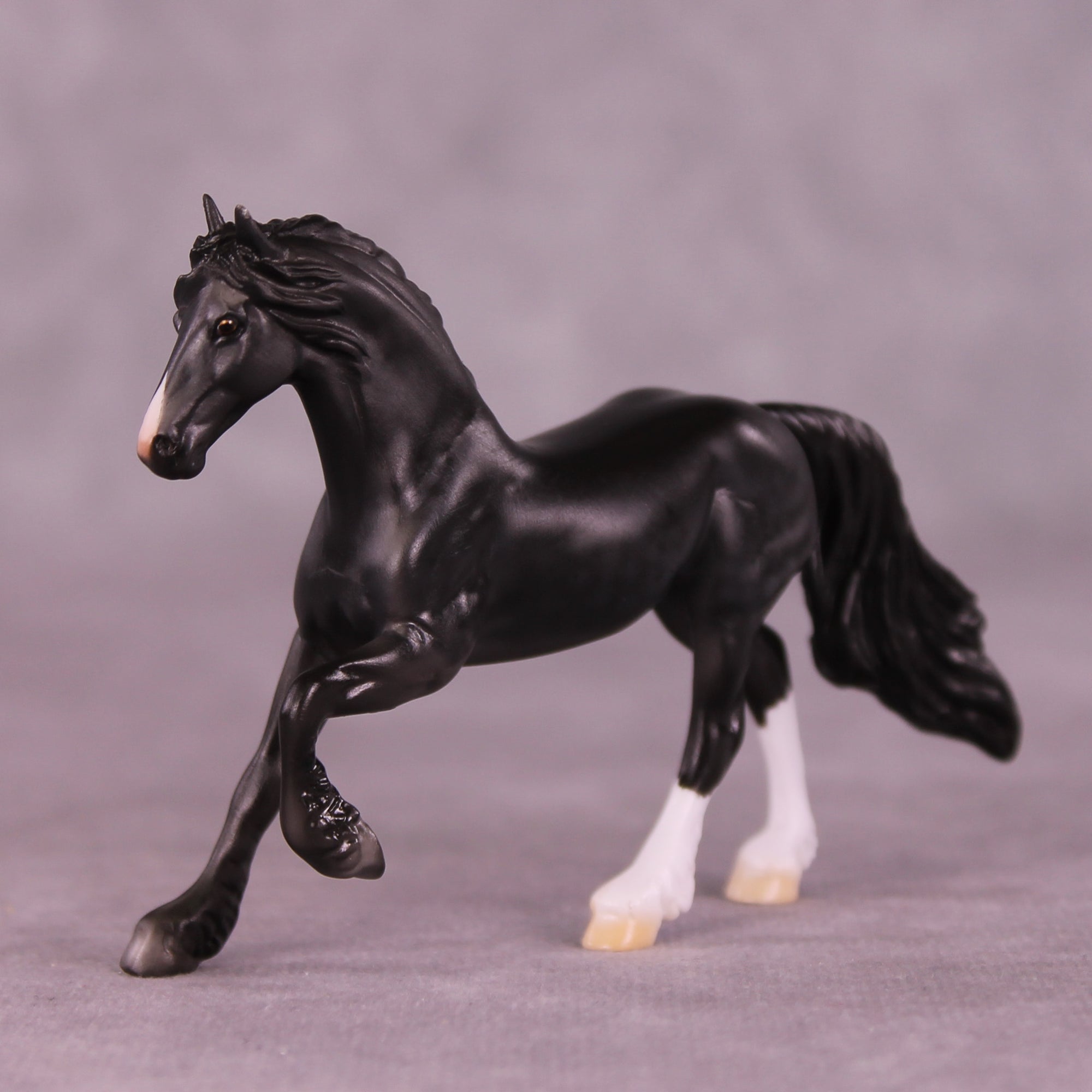 Slate OOAK Friesian Chip by Dawn Quick LHS25