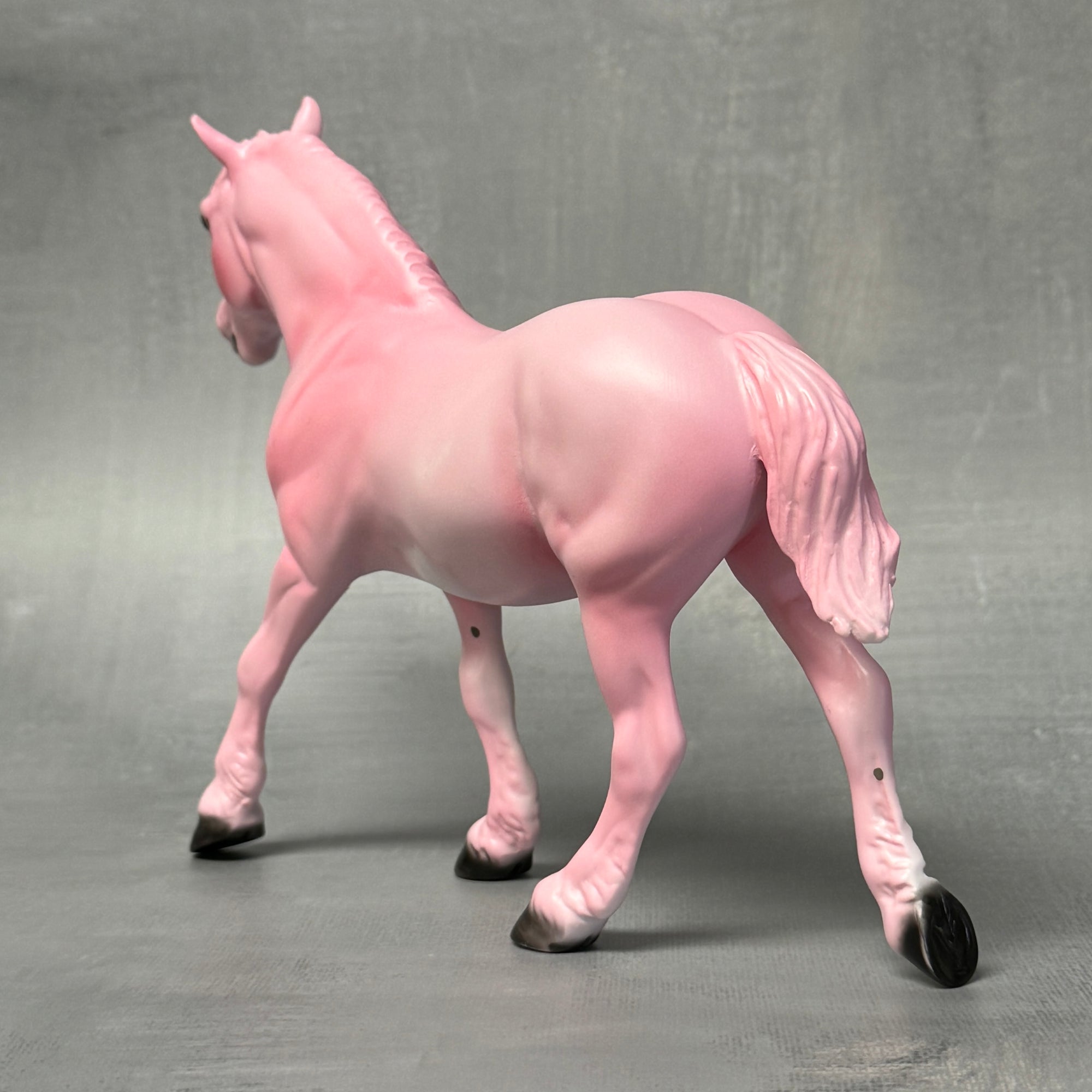 Little Pig - LE Three Little Pigs Fairy Tale Deco Pink Pig Pebble Draft By Dawn Quick FTL24