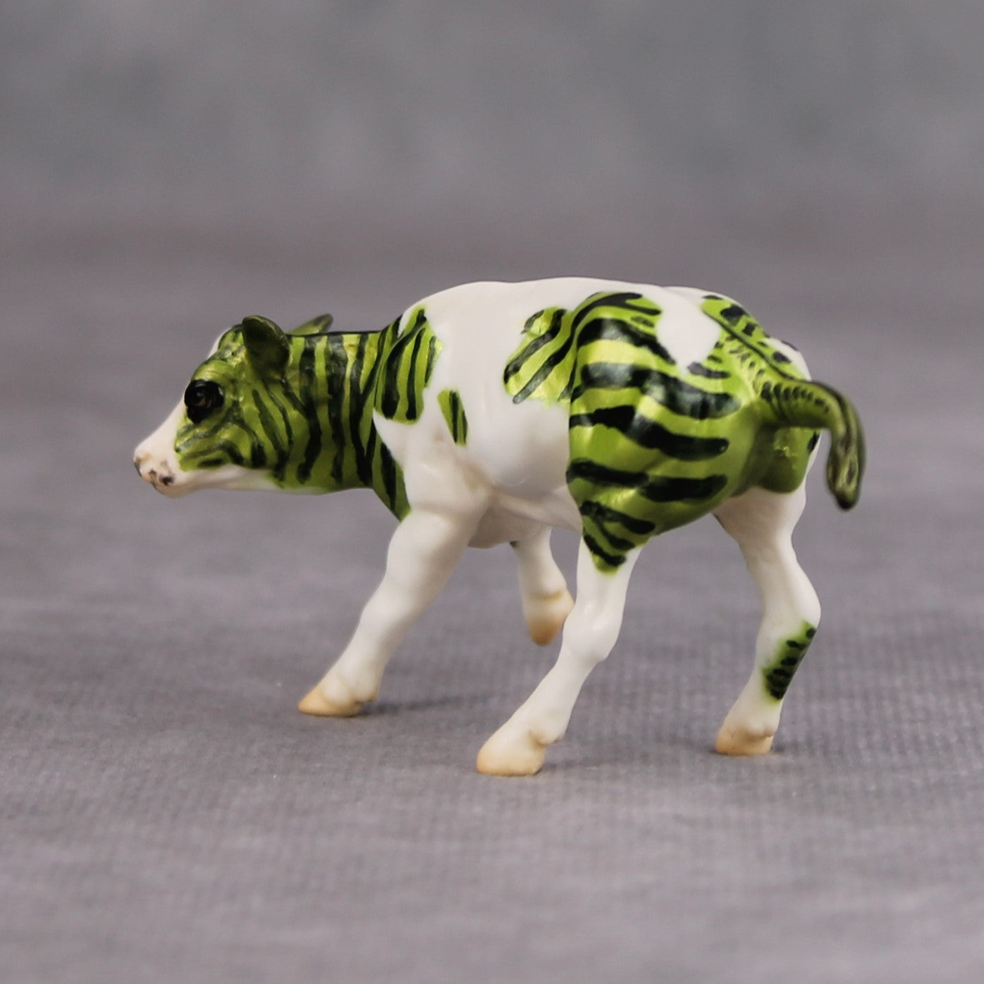 Declassified OOAK Green Zebra Spotted Cow Chip By Jess Hamill MM24 MHP Auction
