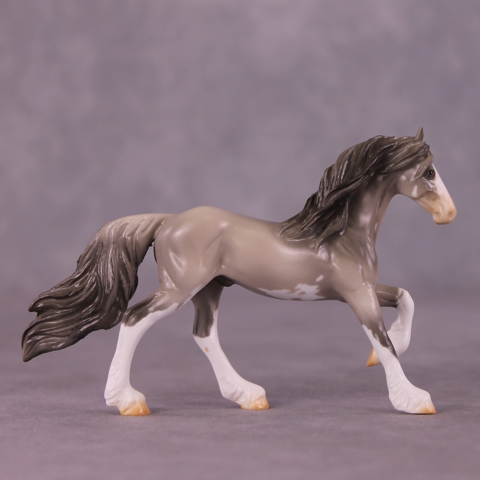 Legacy OOAK Friesian Chip by Erin Corbett EQ25