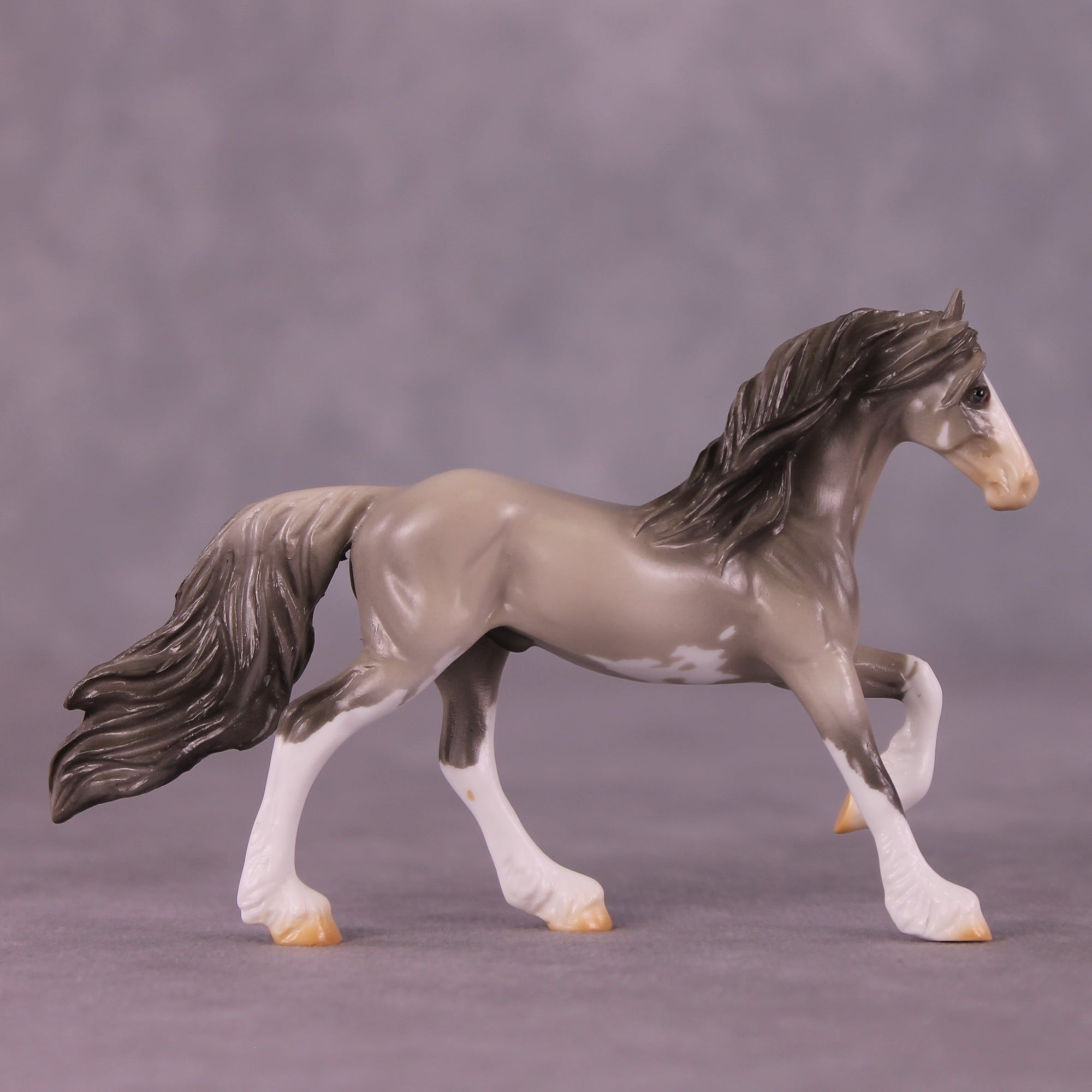 Legacy OOAK Friesian Chip by Erin Corbett EQ25