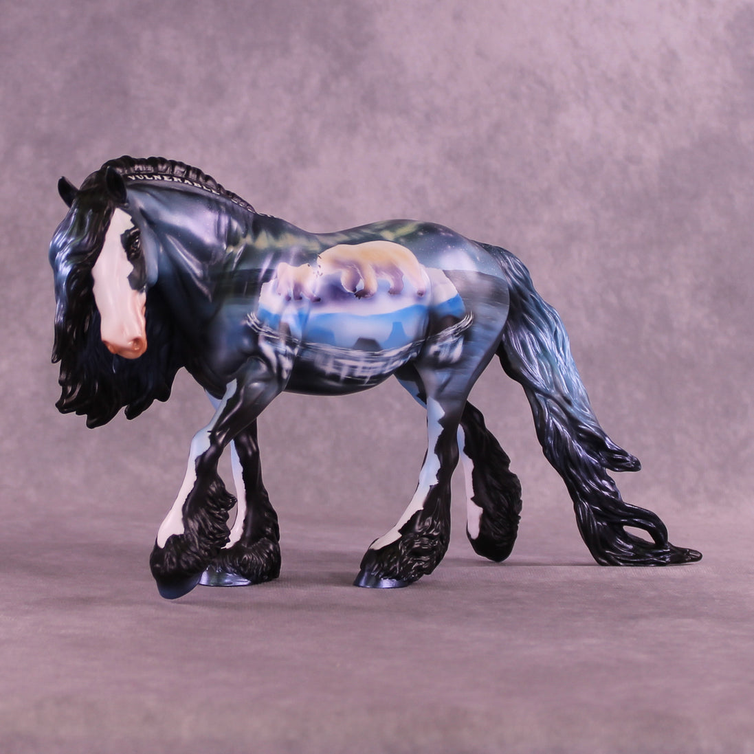 Polar Bear LE-9 Irish Cob by Enrique Duarte ES26