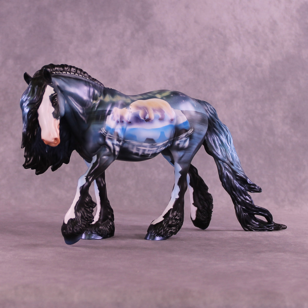 Polar Bear LE-9 Irish Cob by Enrique Duarte ES26