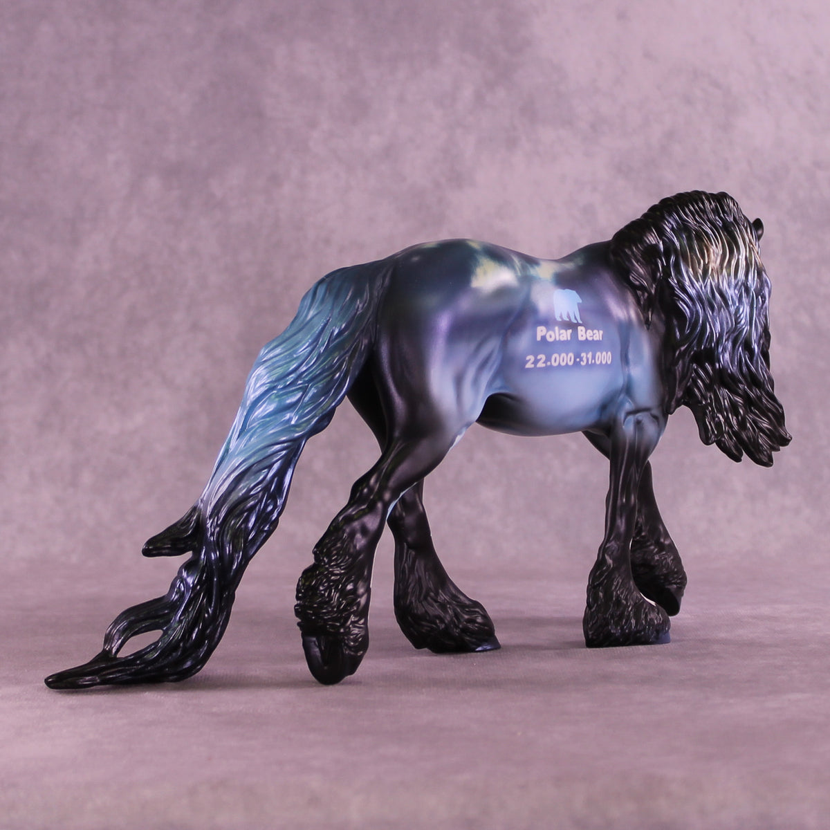 Polar Bear LE-9 Irish Cob by Enrique Duarte ES26