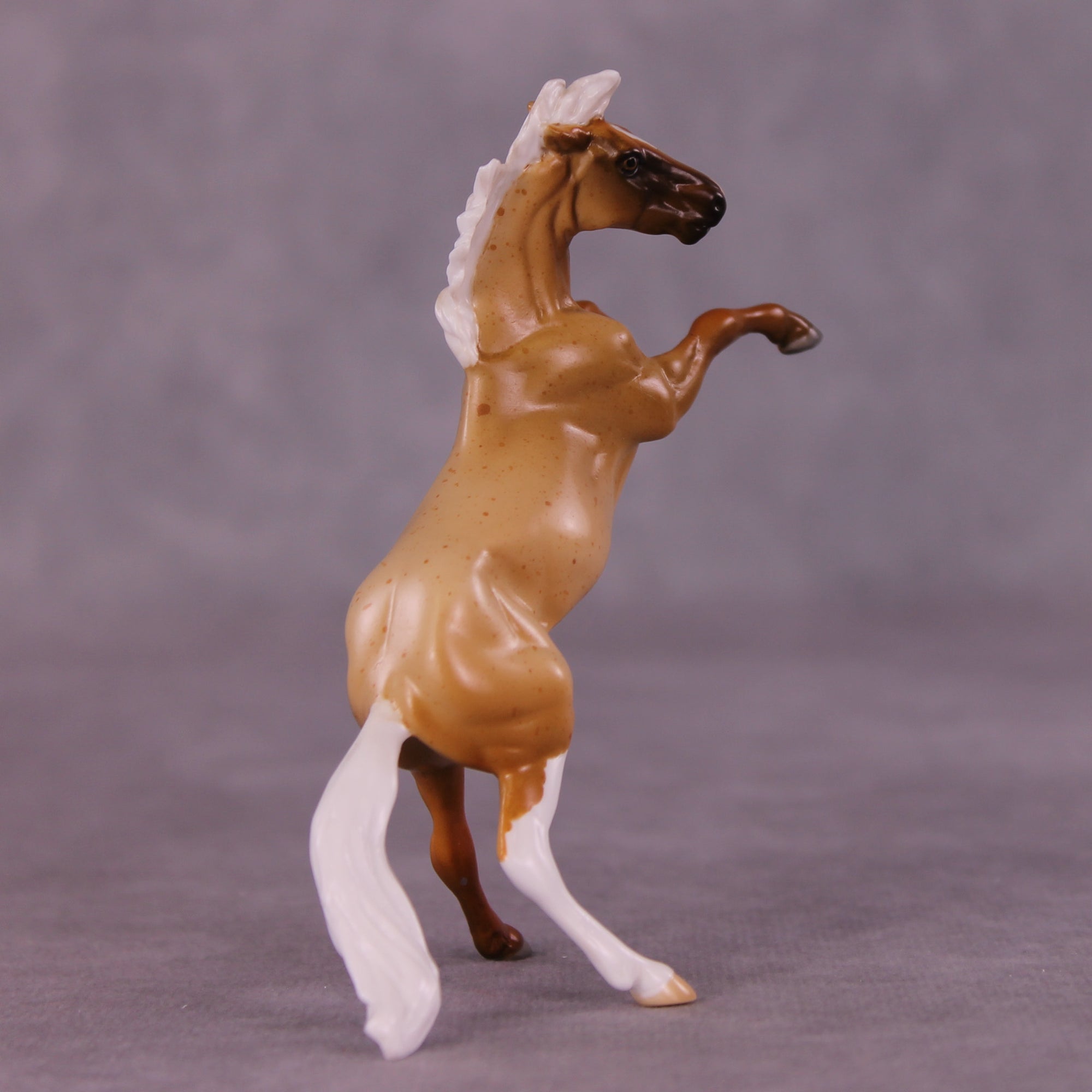 Howard OOAK Rearing Chip by Anna Rieck LHS25