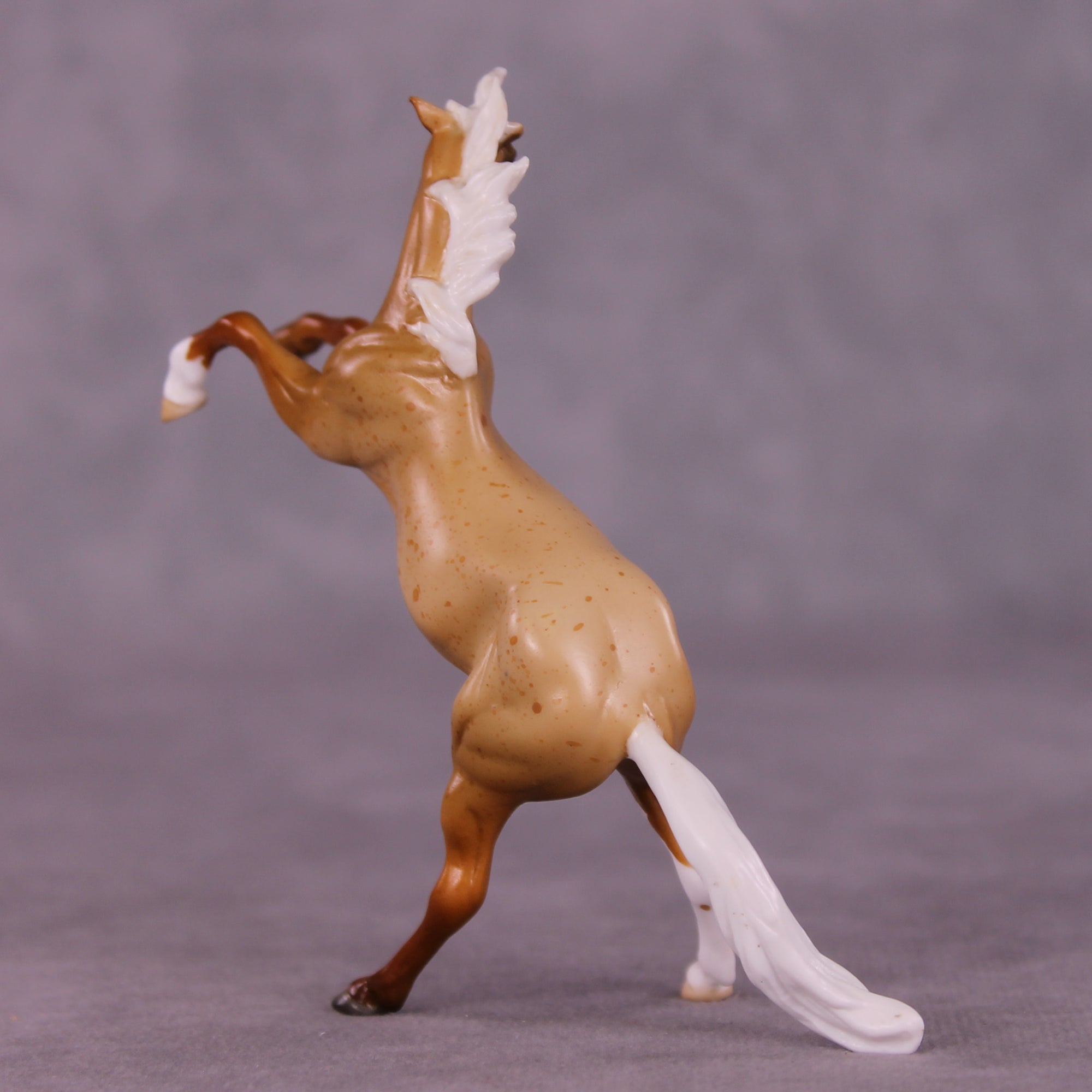 Howard OOAK Rearing Chip by Anna Rieck LHS25