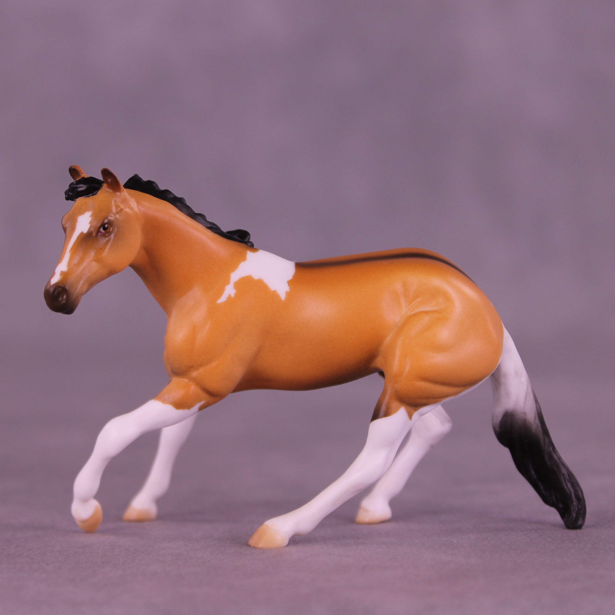 Flash LE-5 Chip Cutting Horse by Anna Rieck February $99 Chips