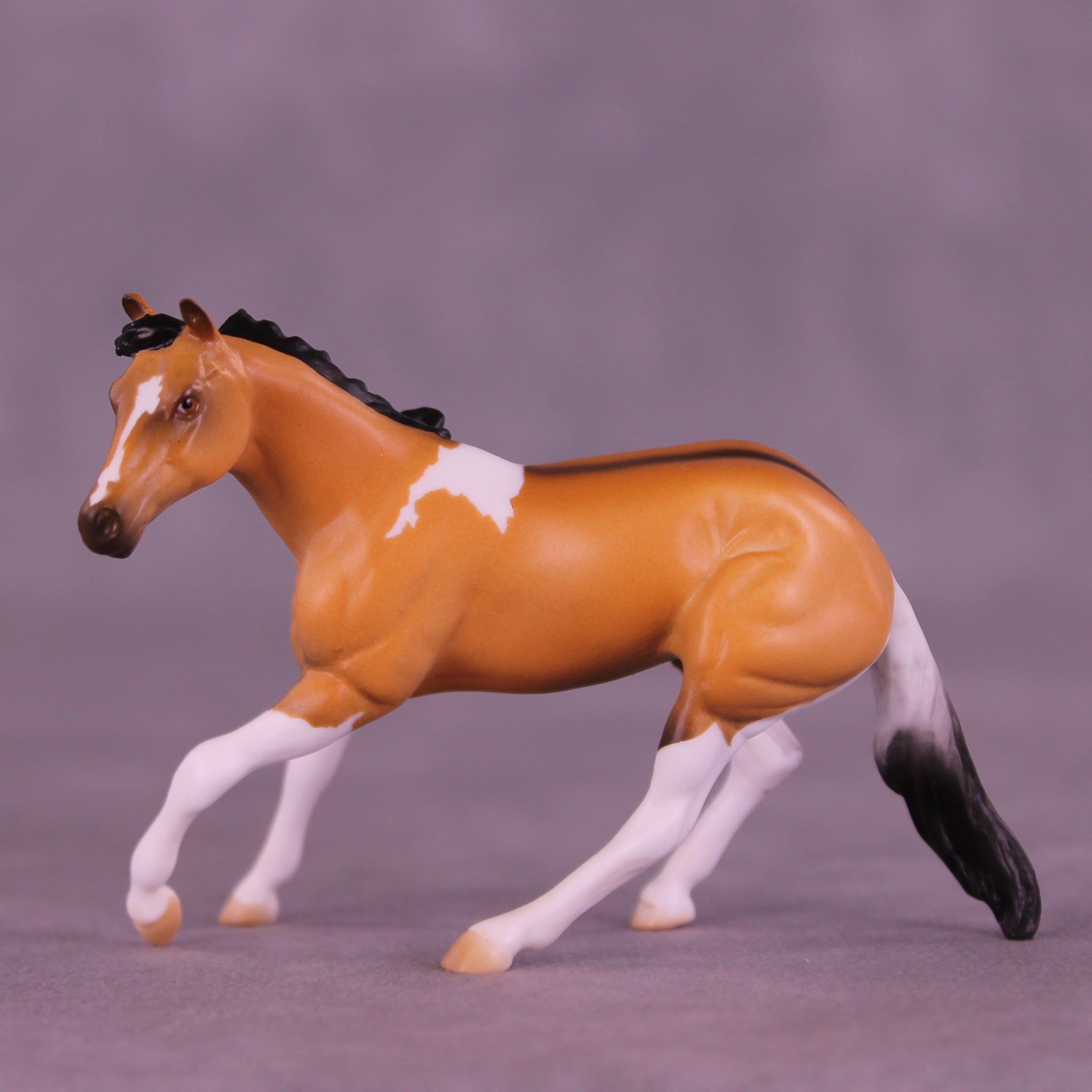 Flash LE-5 Chip Cutting Horse by Anna Rieck February $99 Chips