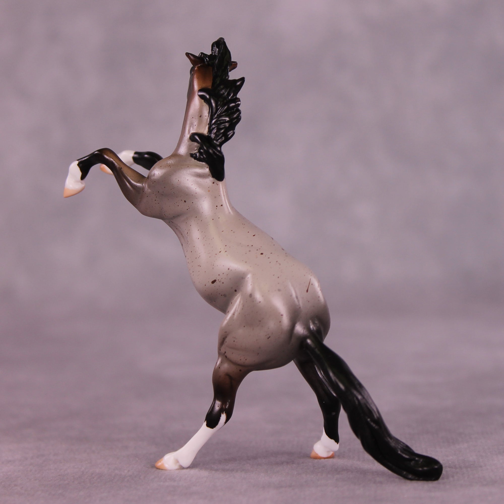 Walter OOAK Rearing Chip by Anna Rieck LHS25