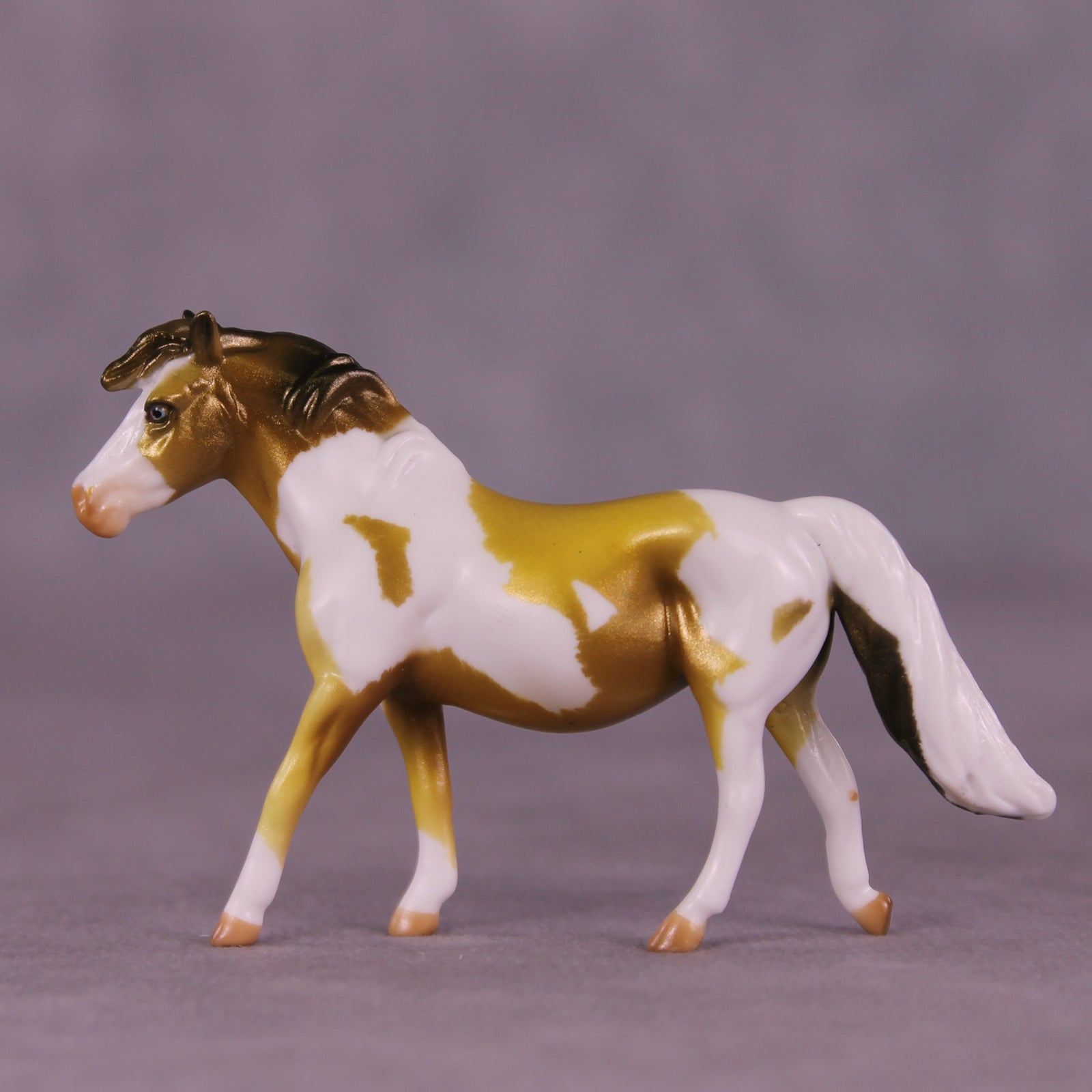 Garbanzo Bean OOAK Chip Pony by Kike (Enrique) Duarte LHS25