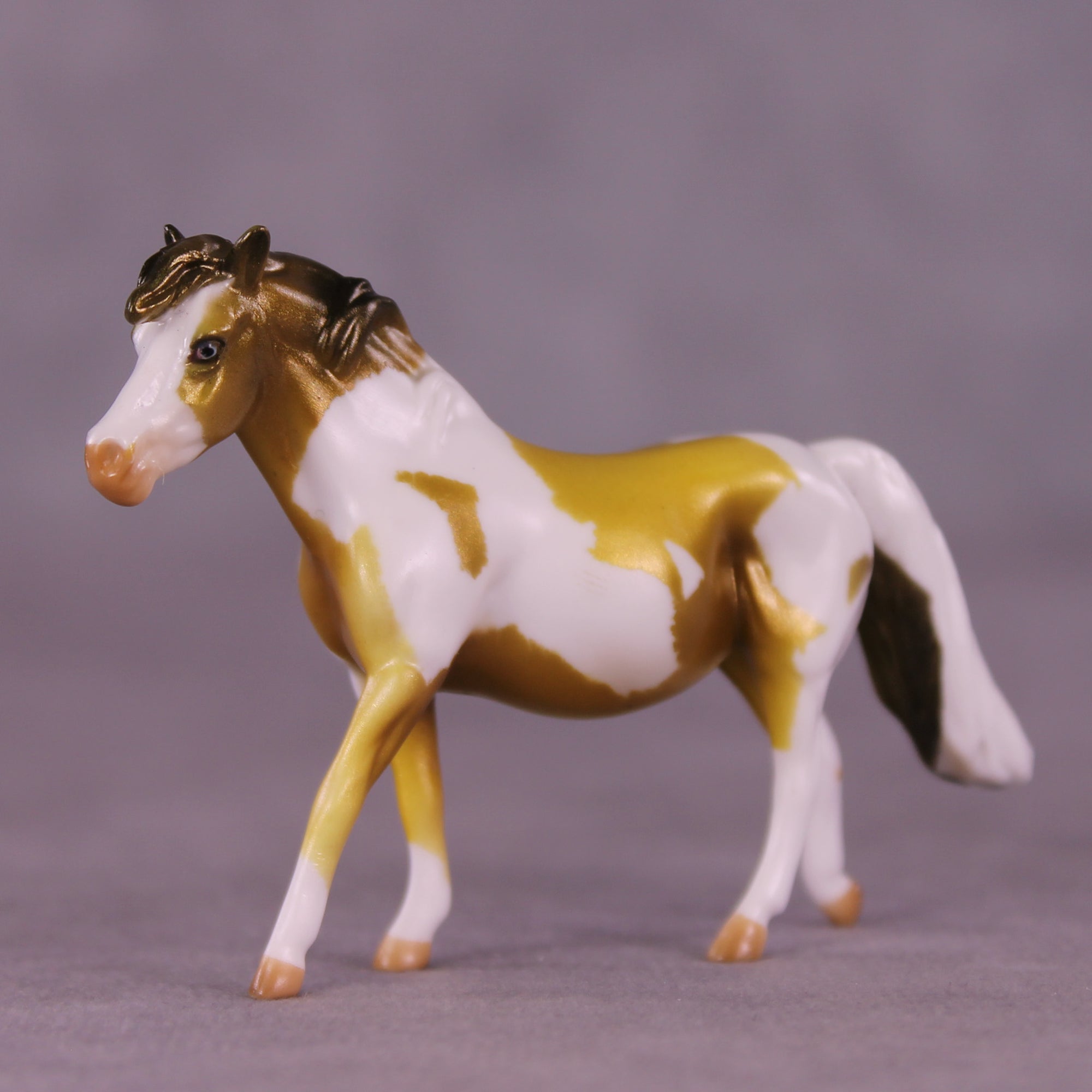 Garbanzo Bean OOAK Chip Pony by Kike (Enrique) Duarte LHS25