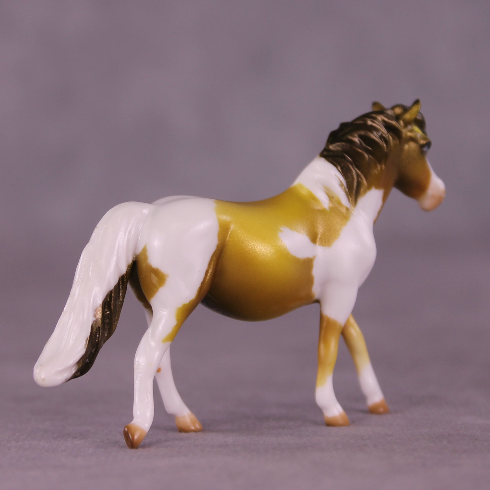 Garbanzo Bean OOAK Chip Pony by Kike (Enrique) Duarte LHS25