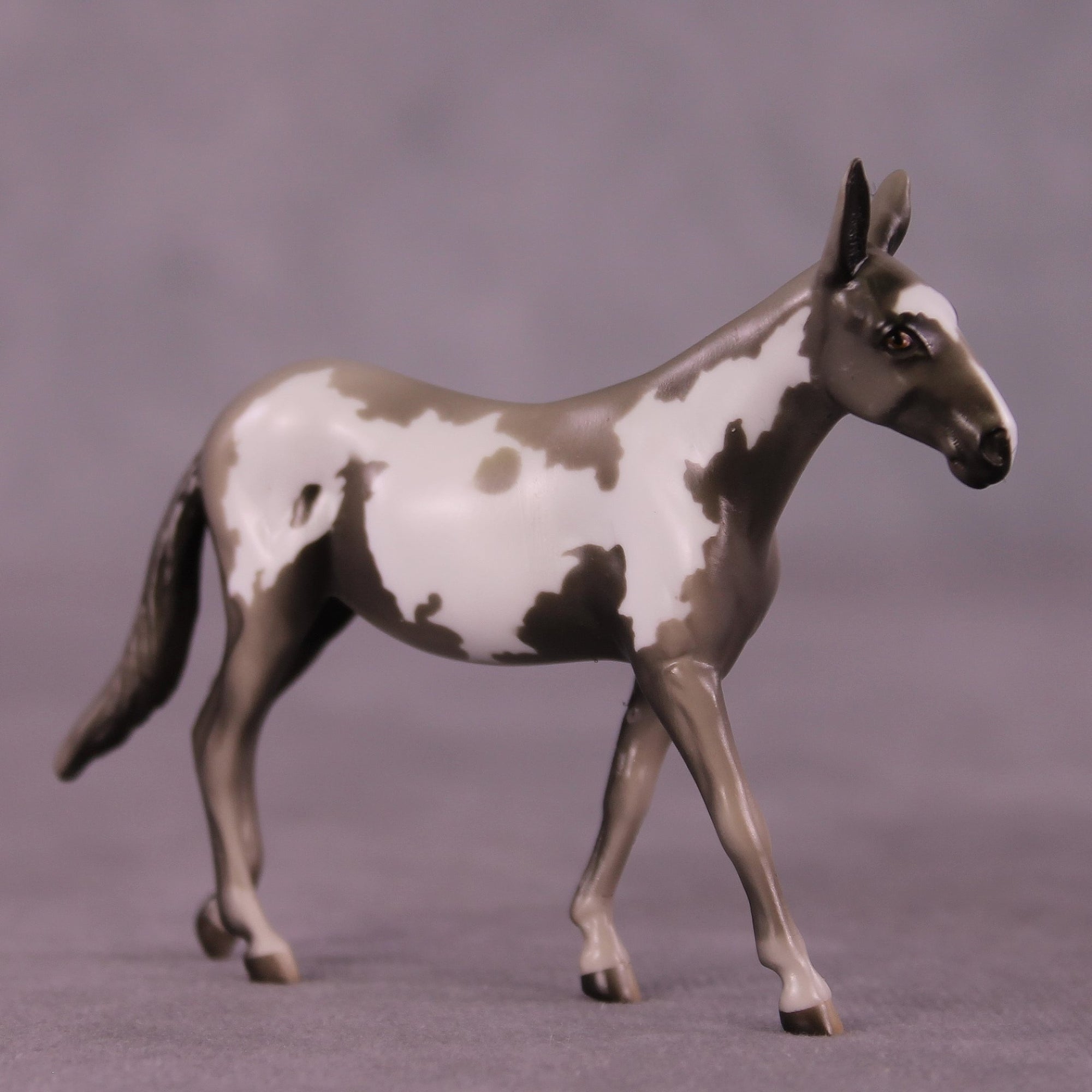 Earl Grey OOAK Mule Chip by Kike Duarte EQ25