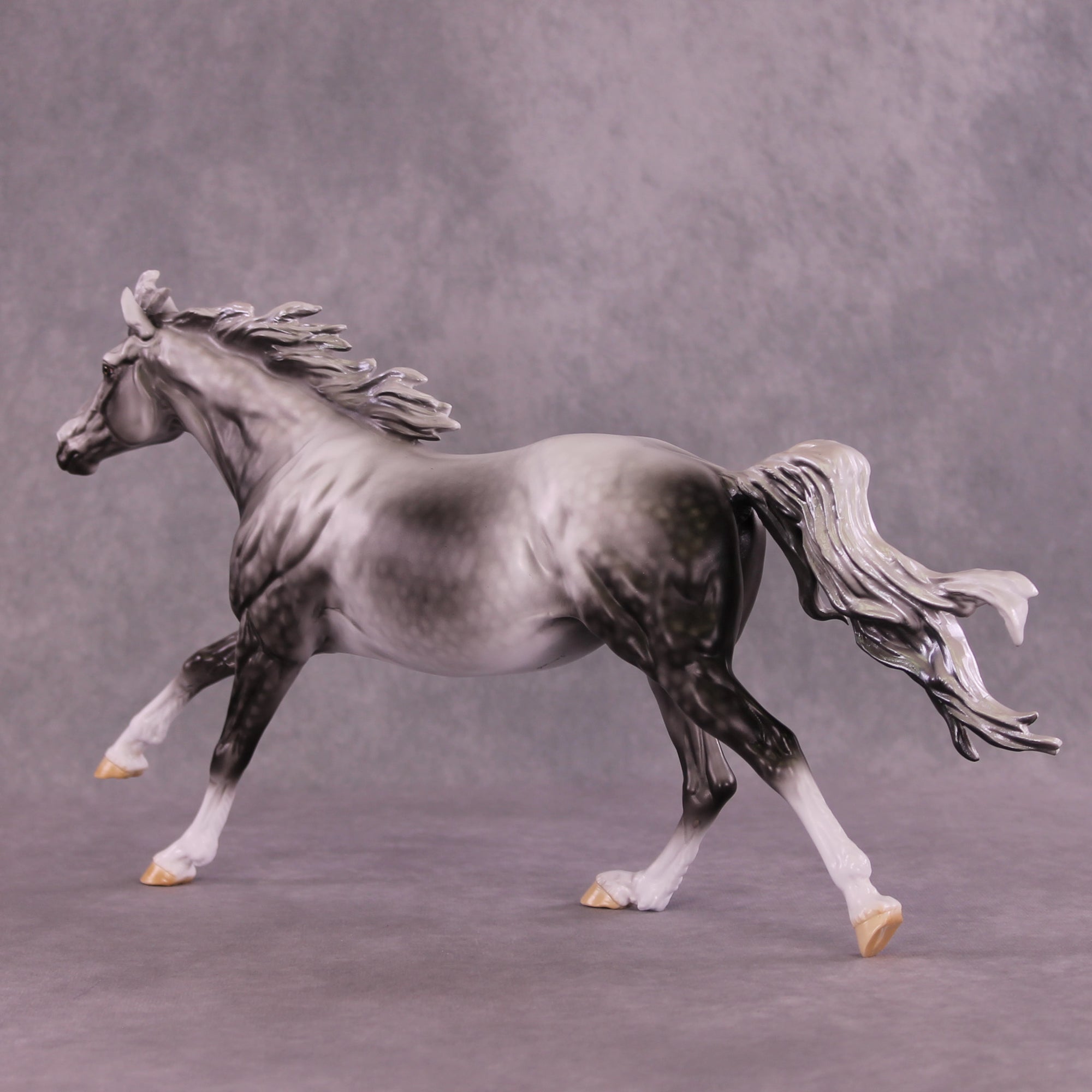 Pre-Order Once Upon a December Or Silver Storm LE-60 FCM Volo by Dawn Quick FS25