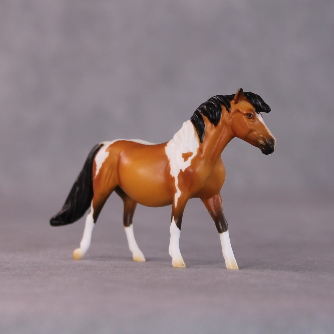 "Stephanie" LE-5 Pony Chip By Erin Corbett $99 Chips Sale 05/01/2025