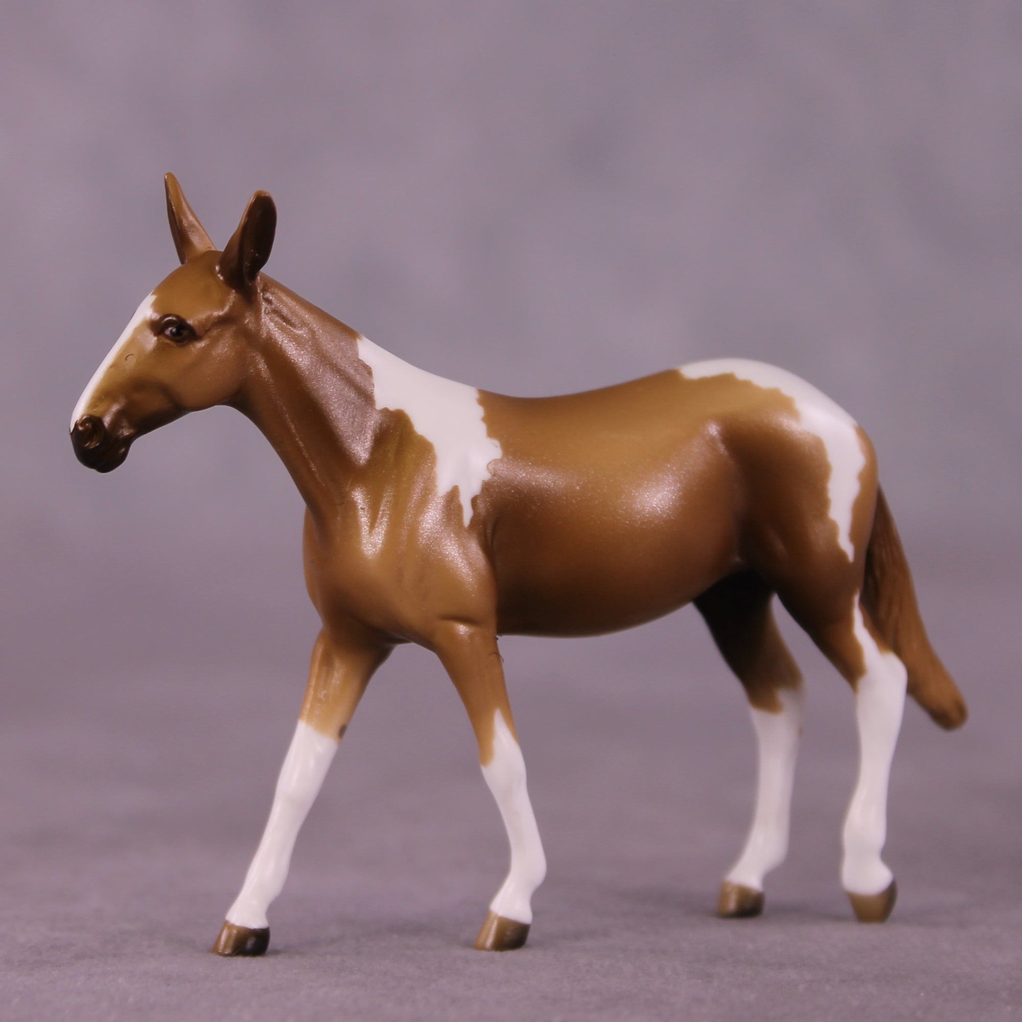 "Elderflower" OOAK Mule Chip by Kike Duarte EQ25