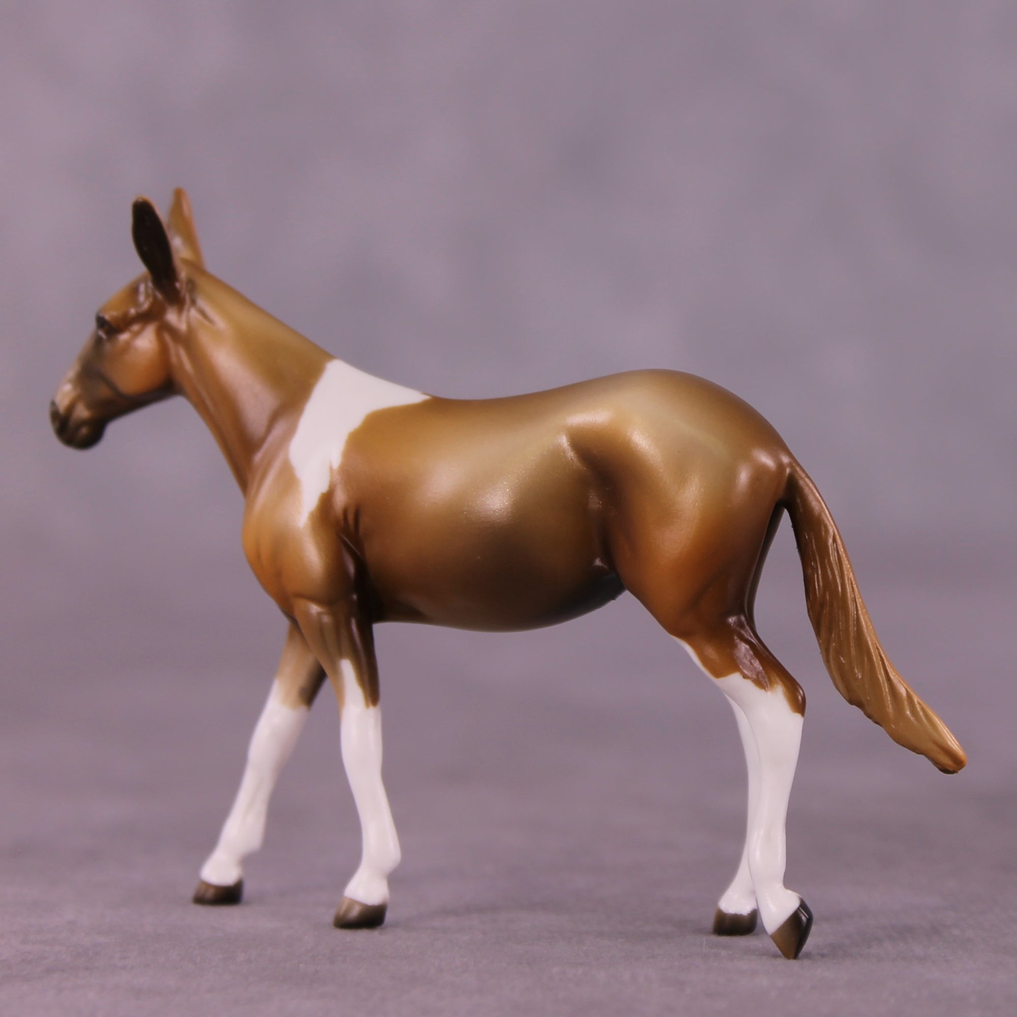 Jasmine OOAK Mule Chip by Kike Duarte EQ25