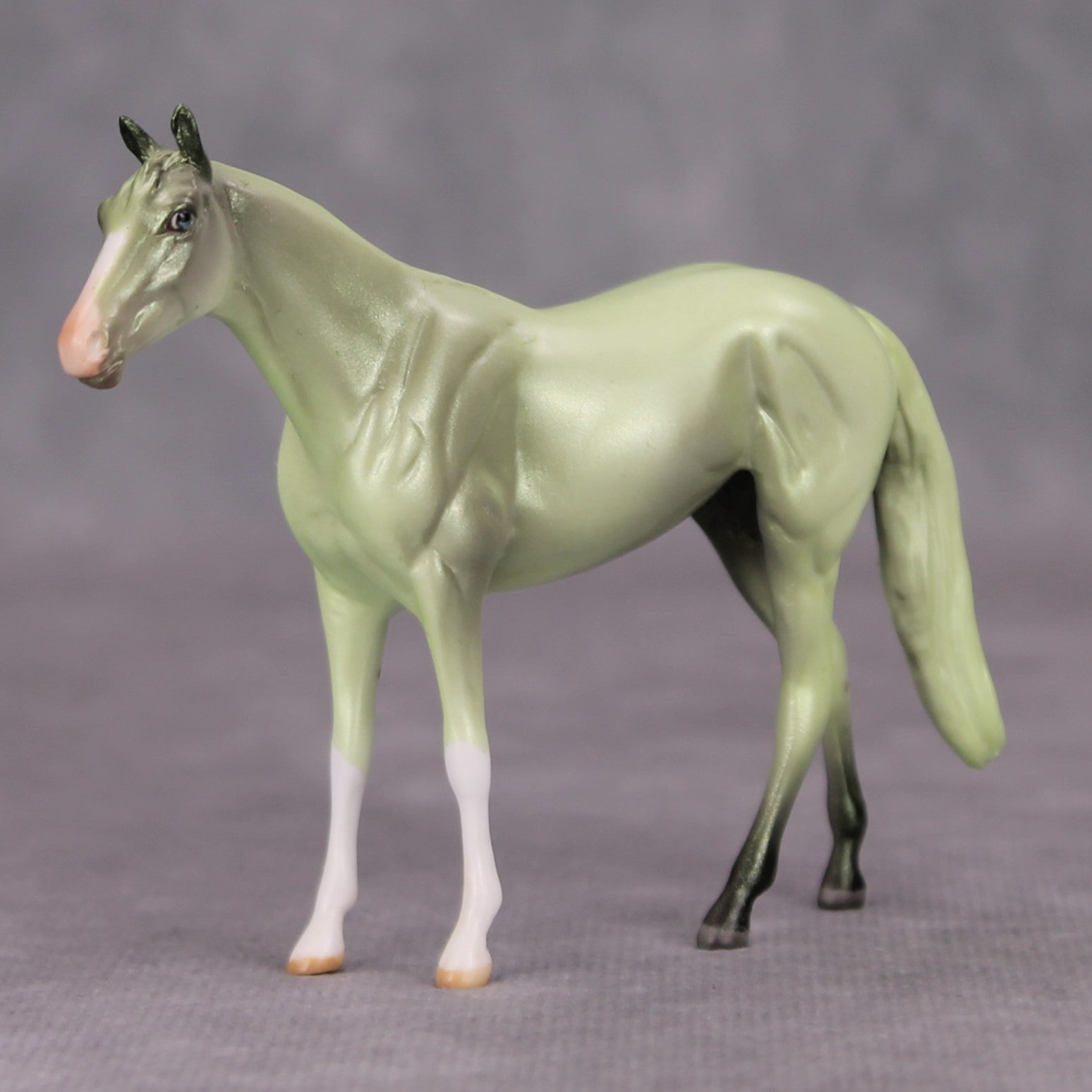 Flying Babies OOAK Deco Light Green Thoroughbred Chip By Jamie Adamson MM24