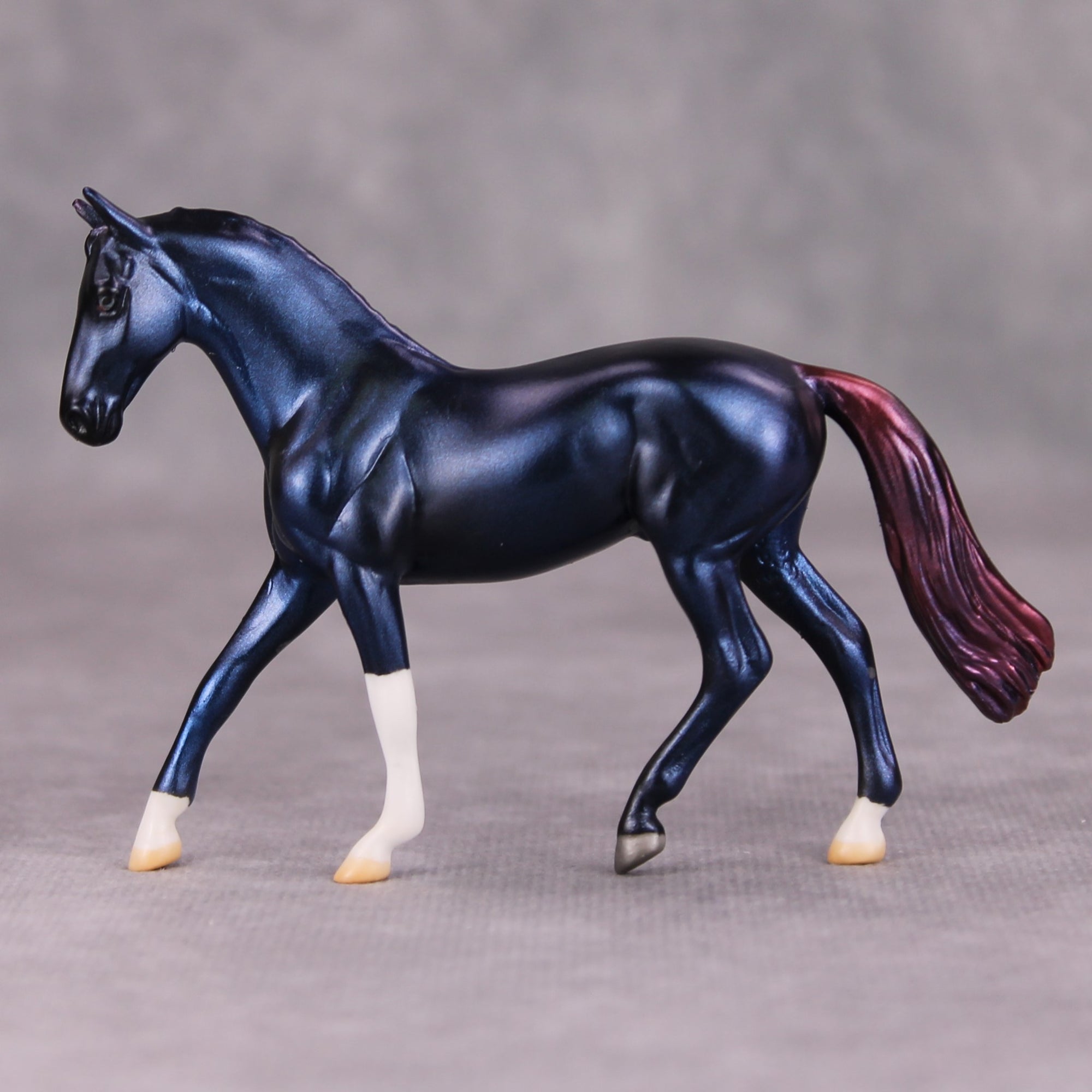 Layover OOAK Deco Blue Maroon Warmblood Chip By Jamie Adamson MM24