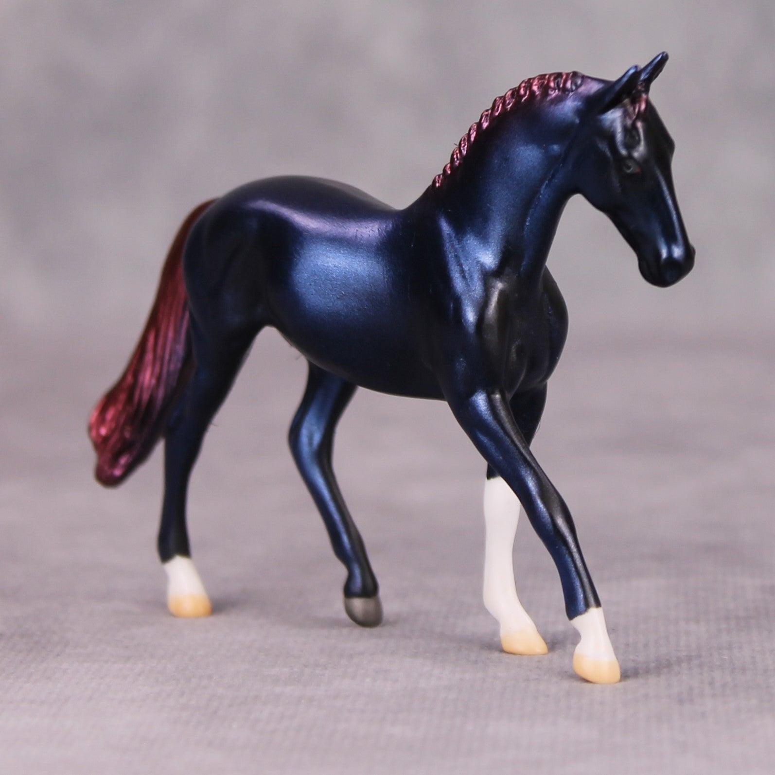 Layover OOAK Deco Blue Maroon Warmblood Chip By Jamie Adamson MM24