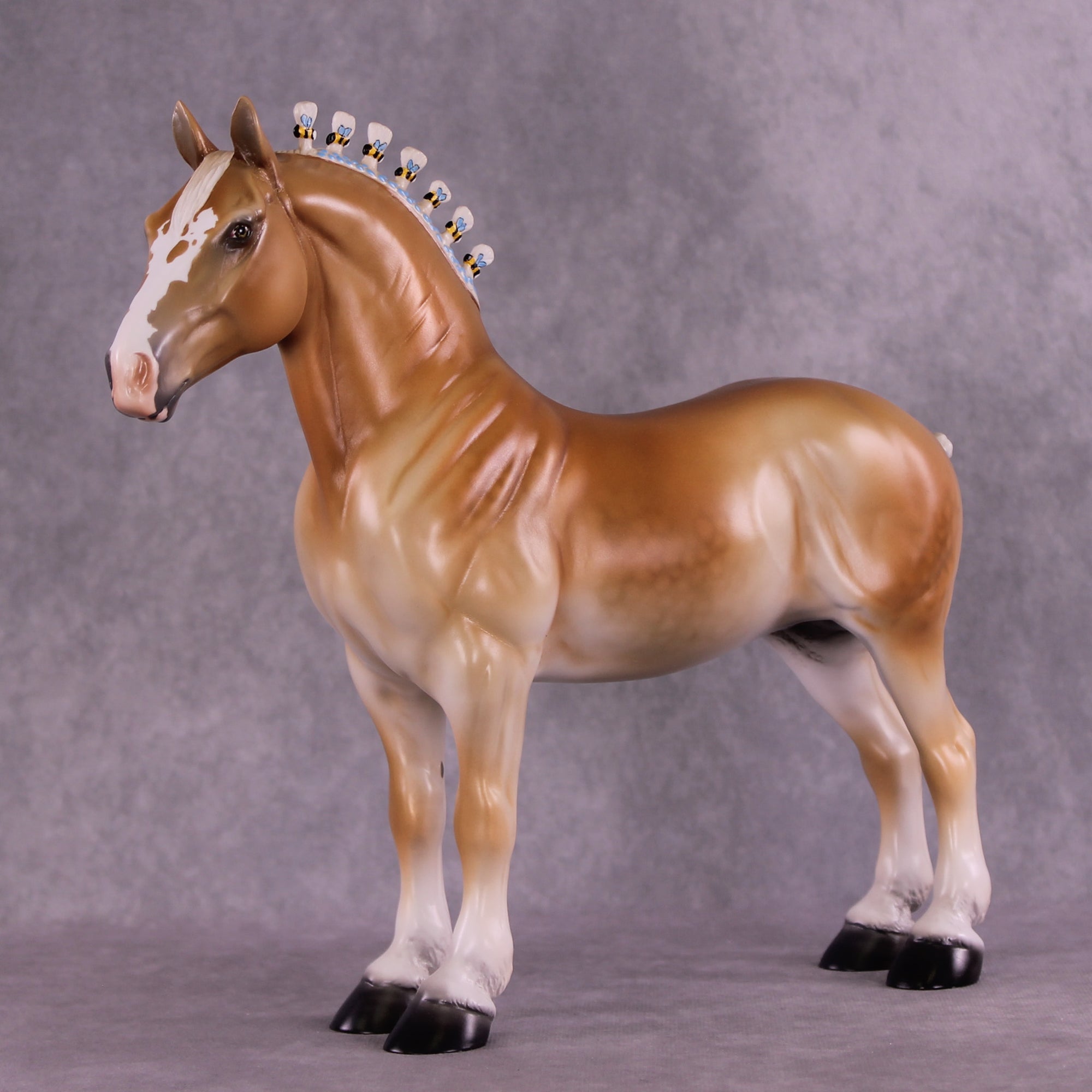 Bumblebee OOAK Standing Drafter by Jess Hamill DDOOAKs25