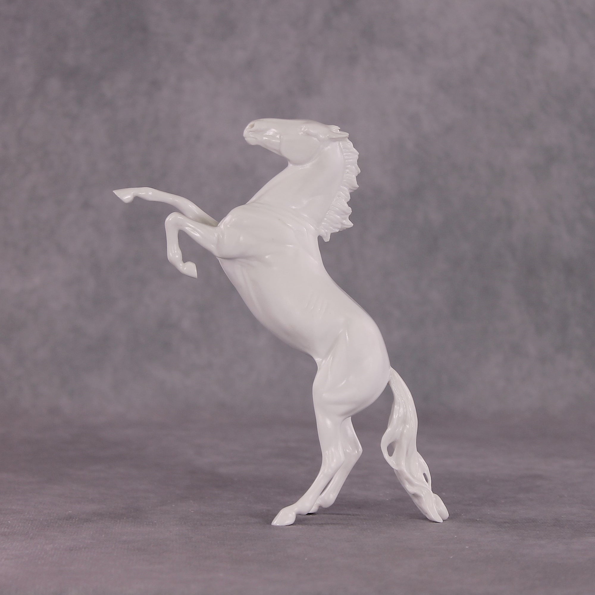 Design-A-Horse Pebble Mustang November Release DAH25 PM170