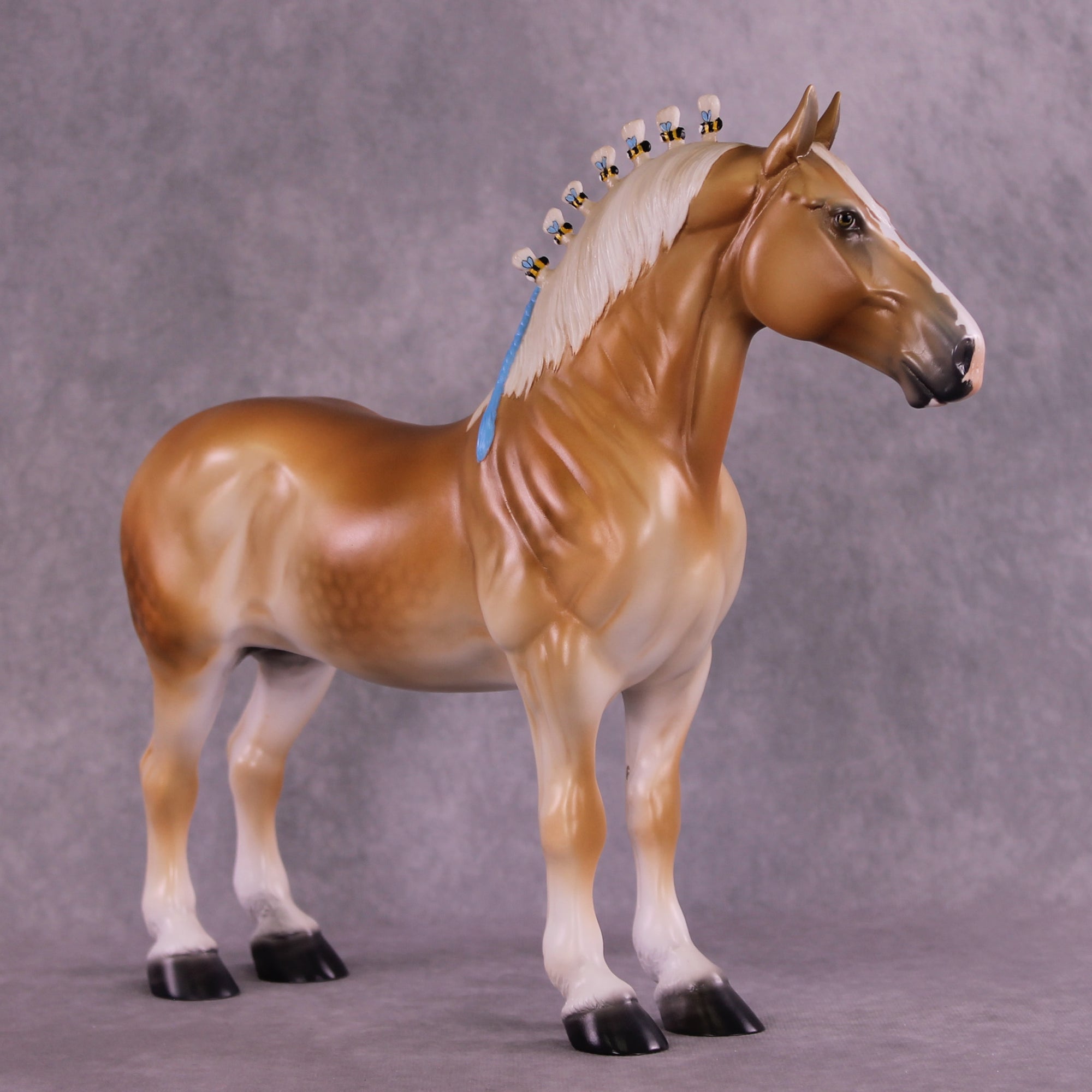 Bumblebee OOAK Standing Drafter by Jess Hamill DDOOAKs25