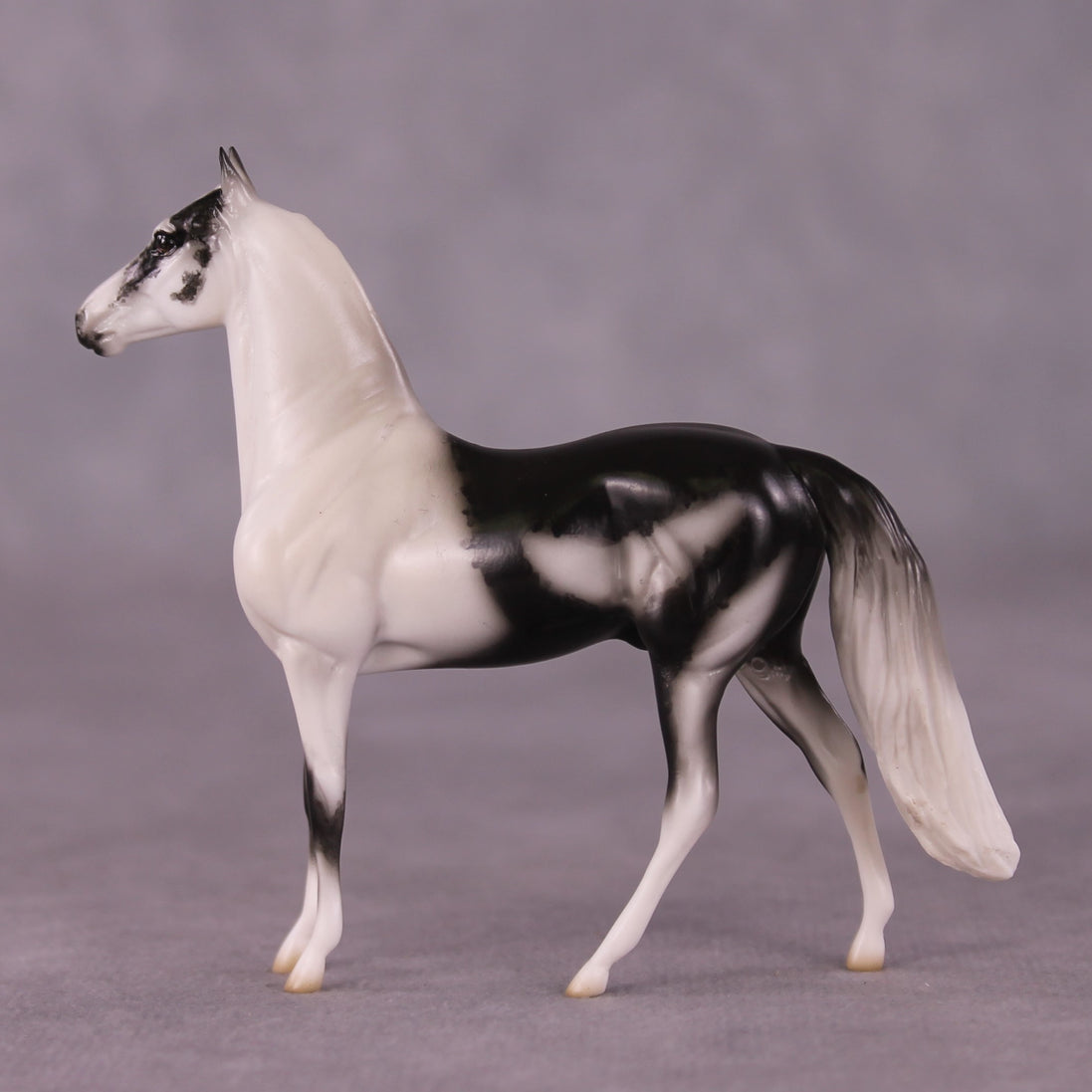 "Cou Blanc" OOAK Morgan Chip By Jess Hamill - Menagerie Series