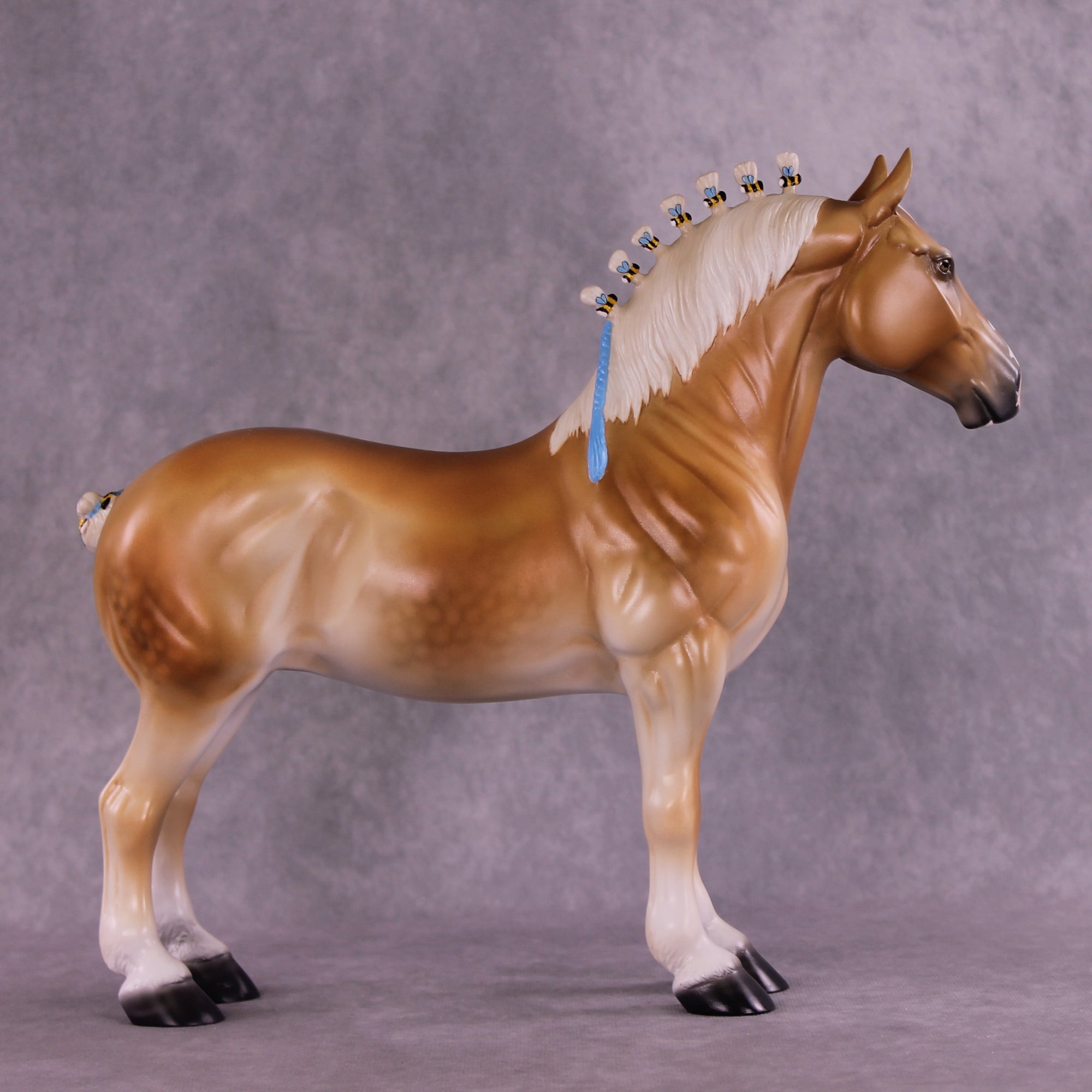 Bumblebee OOAK Standing Drafter by Jess Hamill DDOOAKs25