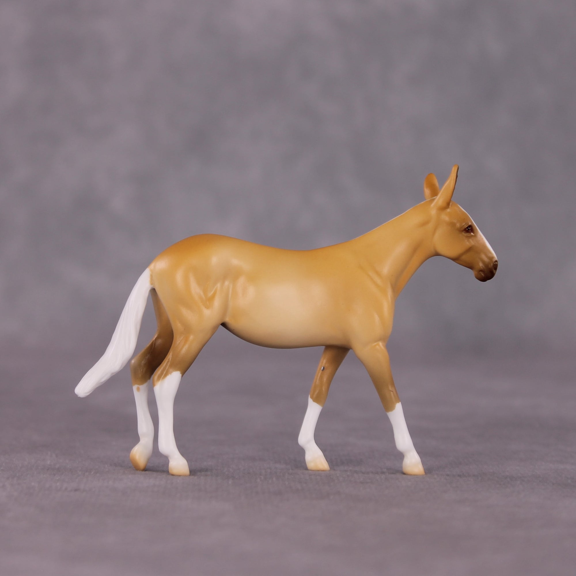 "Falling Up" LE-5 Mule Chip By Erin Corbett $99 Chips Sale 05/01/2025