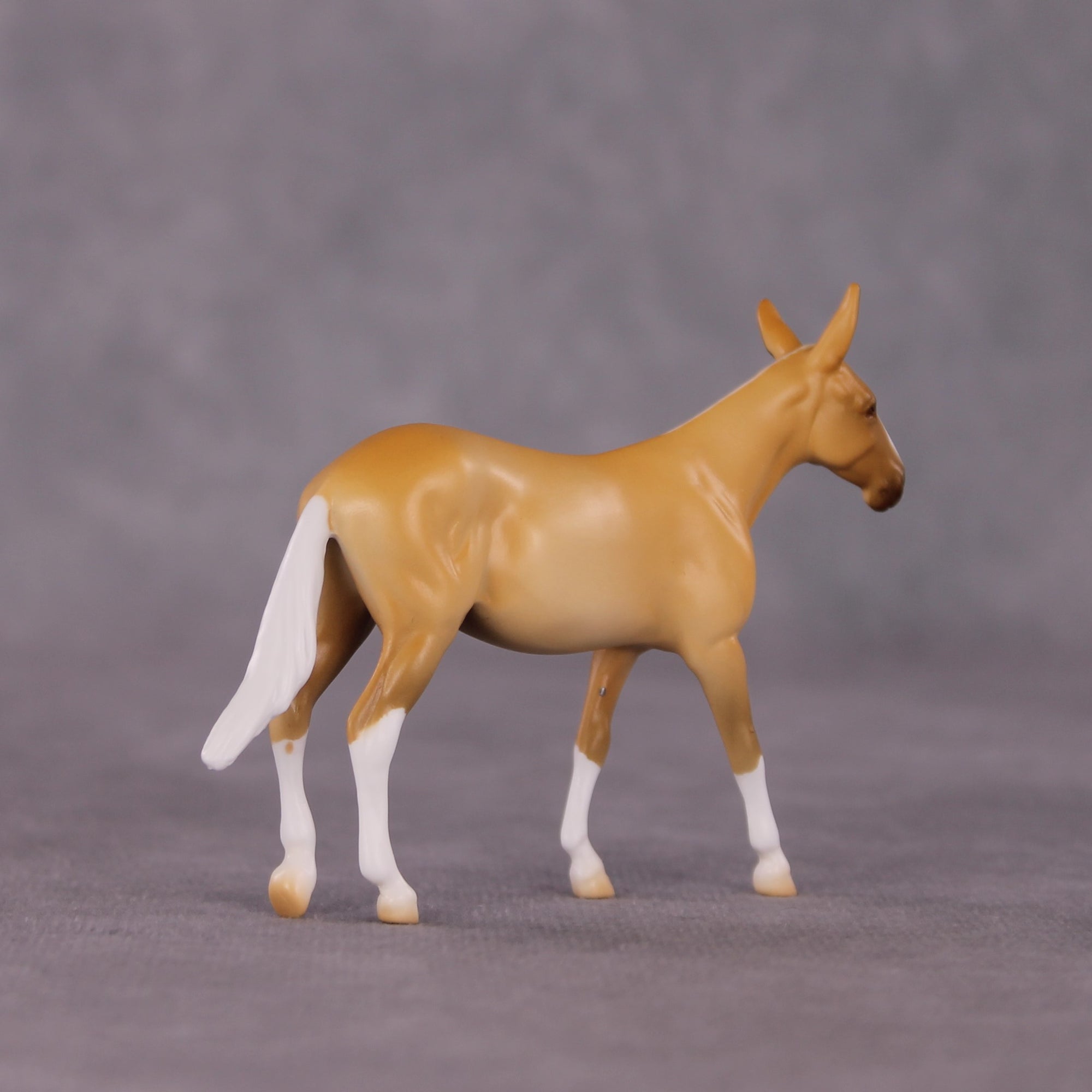 "Falling Up" LE-5 Mule Chip By Erin Corbett $99 Chips Sale 05/01/2025