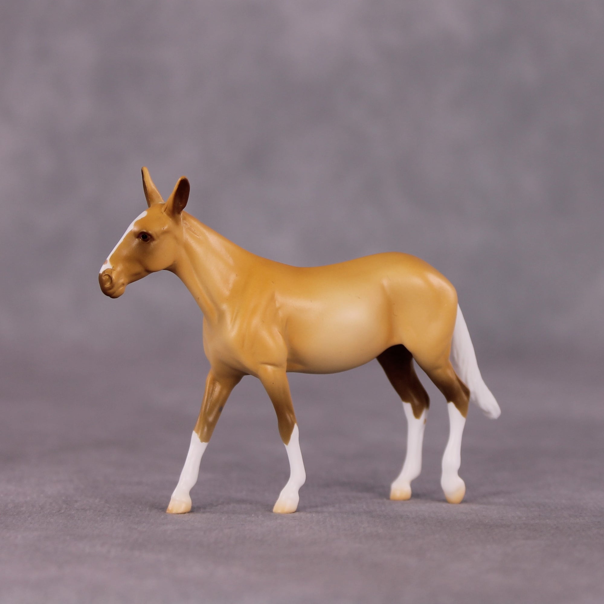 "Falling Up" LE-5 Mule Chip By Erin Corbett $99 Chips Sale 05/01/2025