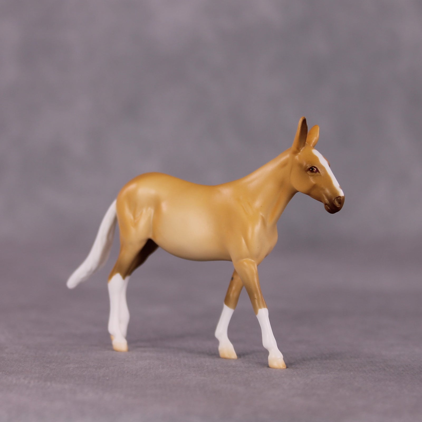 "Falling Up" LE-5 Mule Chip By Erin Corbett $99 Chips Sale 05/01/2025