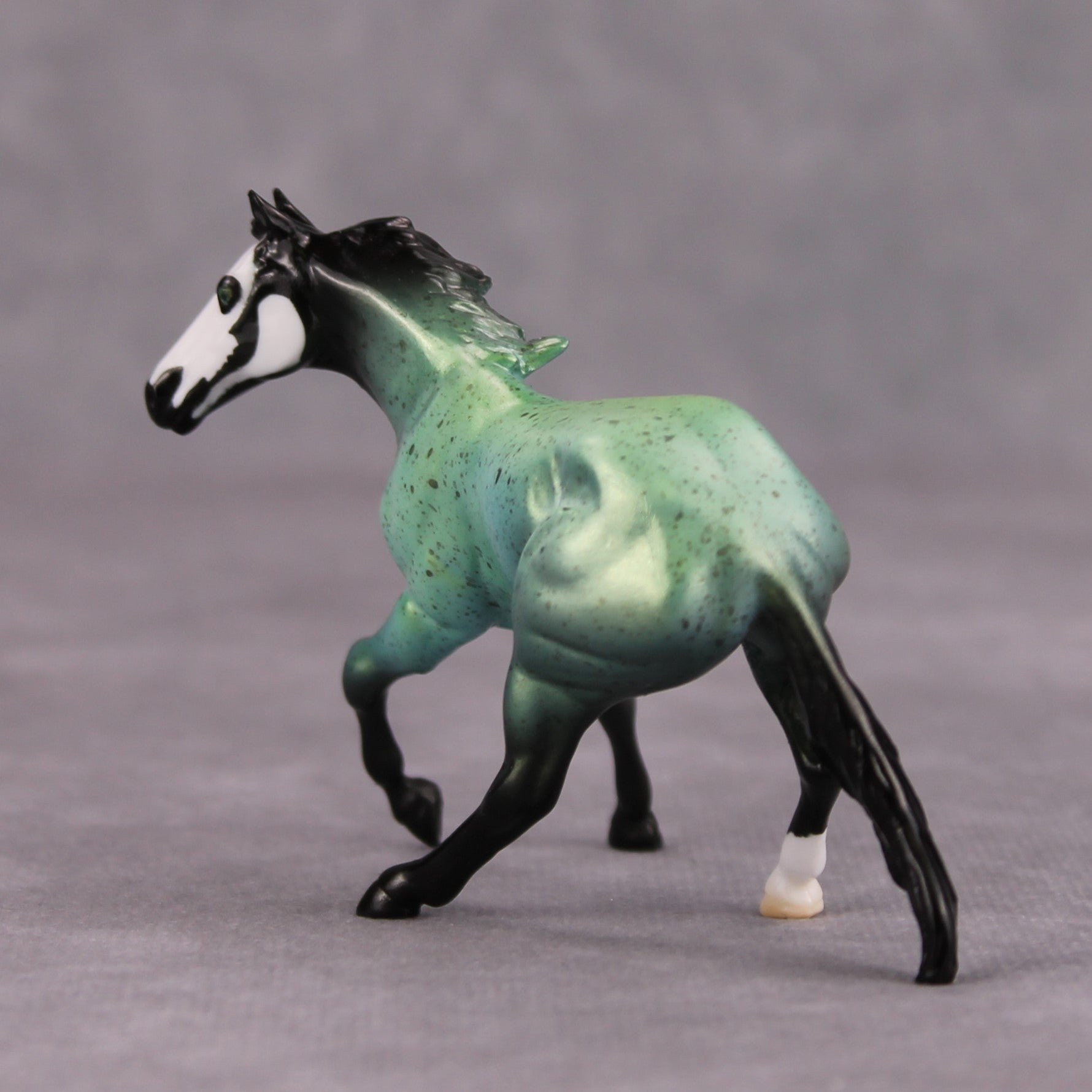 Roswell That Ends Well OOAK Deco Green Skull Cutter Chip By Jess Hamill MM24 MHP Auction Piece