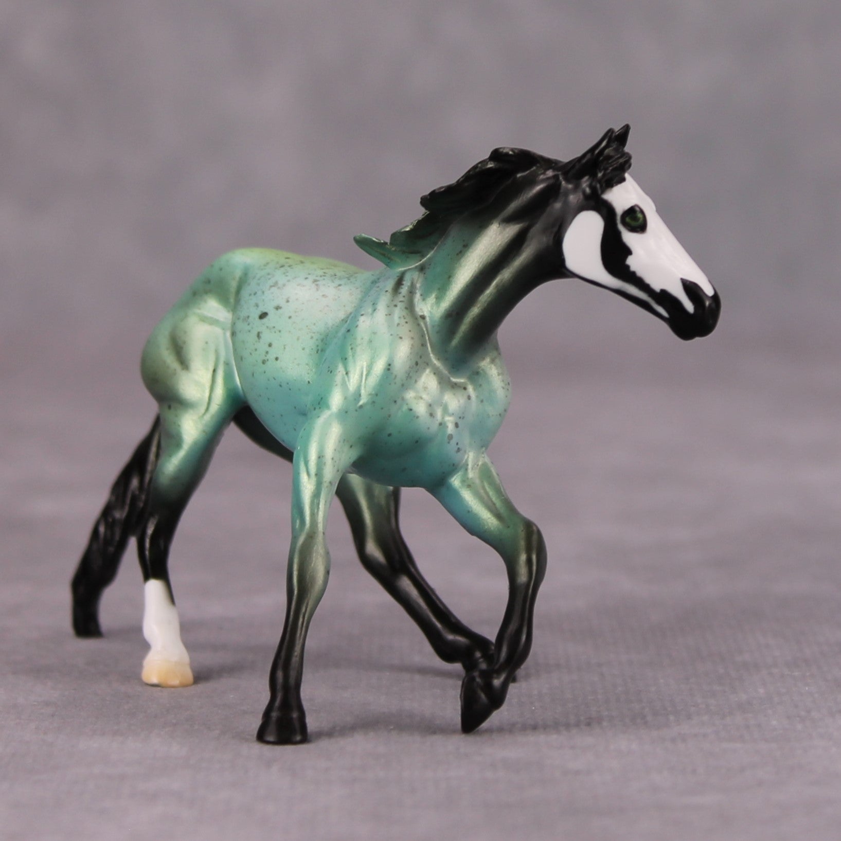 Roswell That Ends Well OOAK Deco Green Skull Cutter Chip By Jess Hamill MM24 MHP Auction Piece