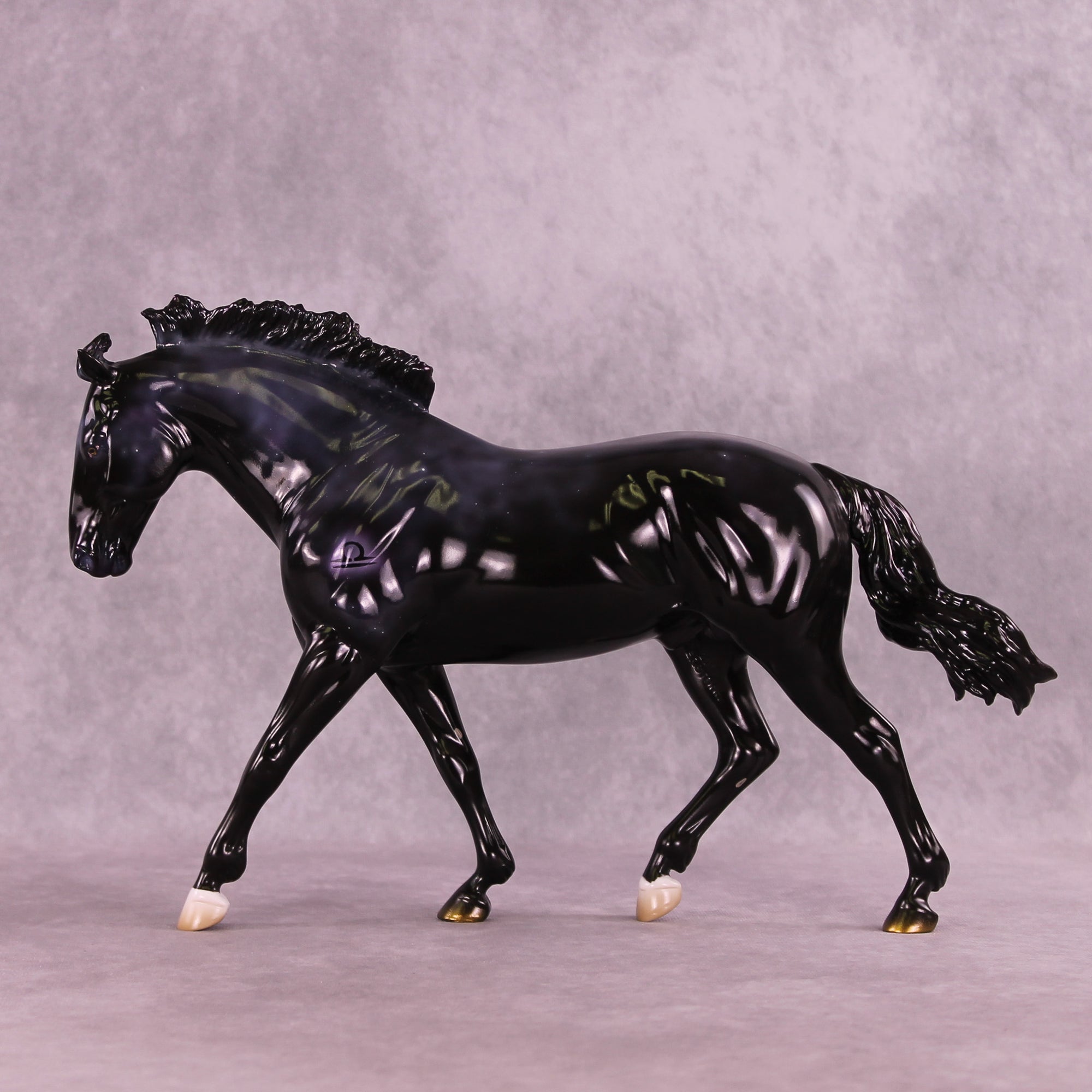 Brachium LE-10 FCM Irish Draught by Ashley Palmer ZS25