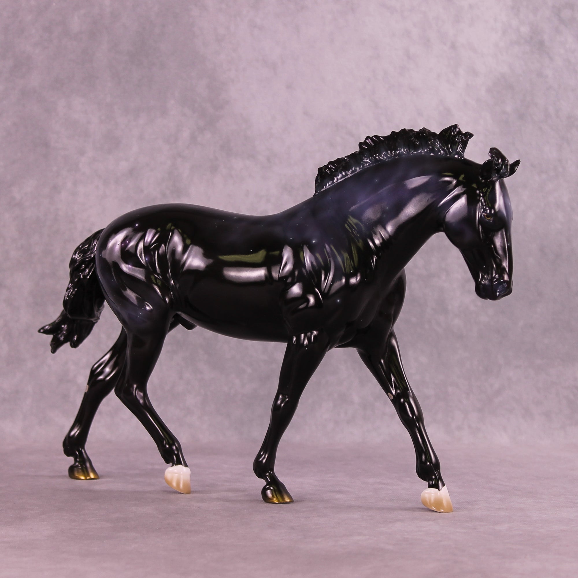 Brachium LE-10 FCM Irish Draught by Ashley Palmer ZS25