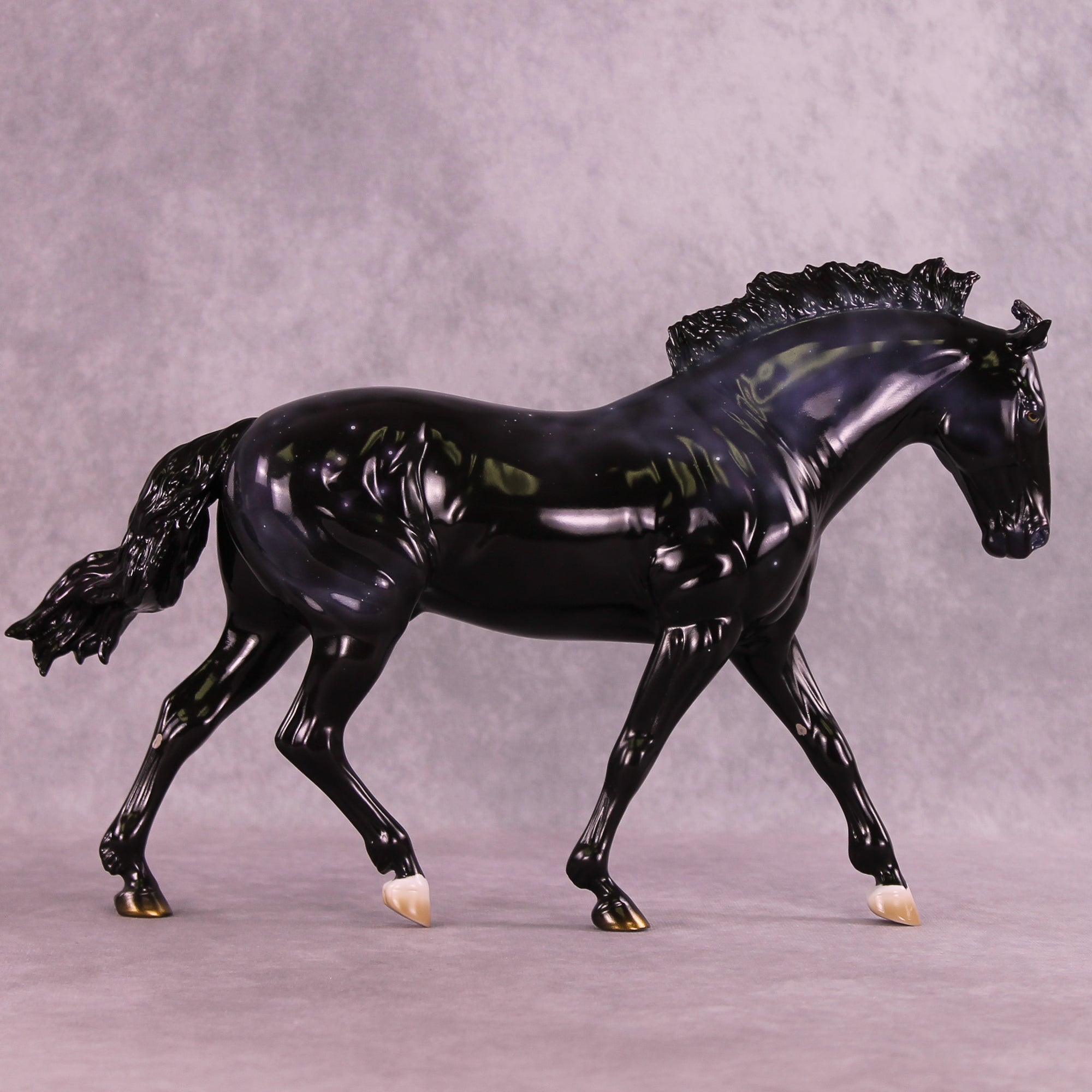 Brachium LE-10 FCM Irish Draught by Ashley Palmer ZS25