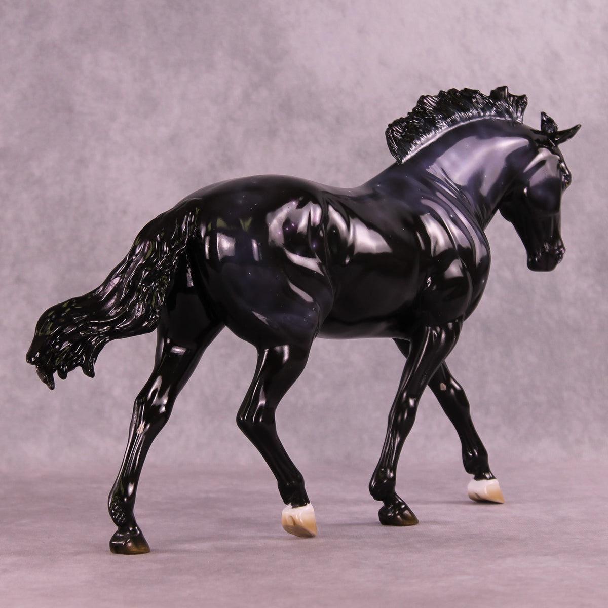 Brachium LE-10 FCM Irish Draught by Ashley Palmer ZS25
